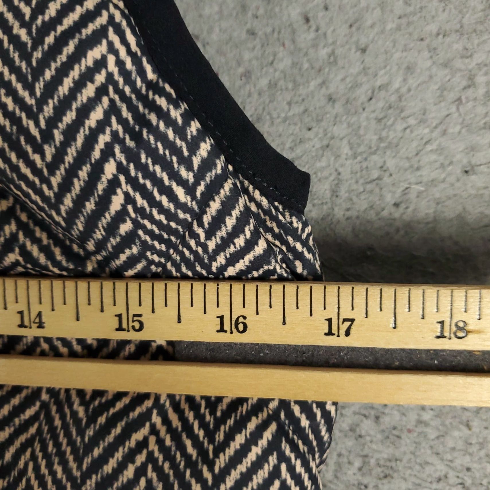 J.Crew J.CREW Vest Womens Size XXS Beige Black Herringbone Quilted Puffer Full Zip Up Size XXS / US 00 / IT 34 - 6 Thumbnail