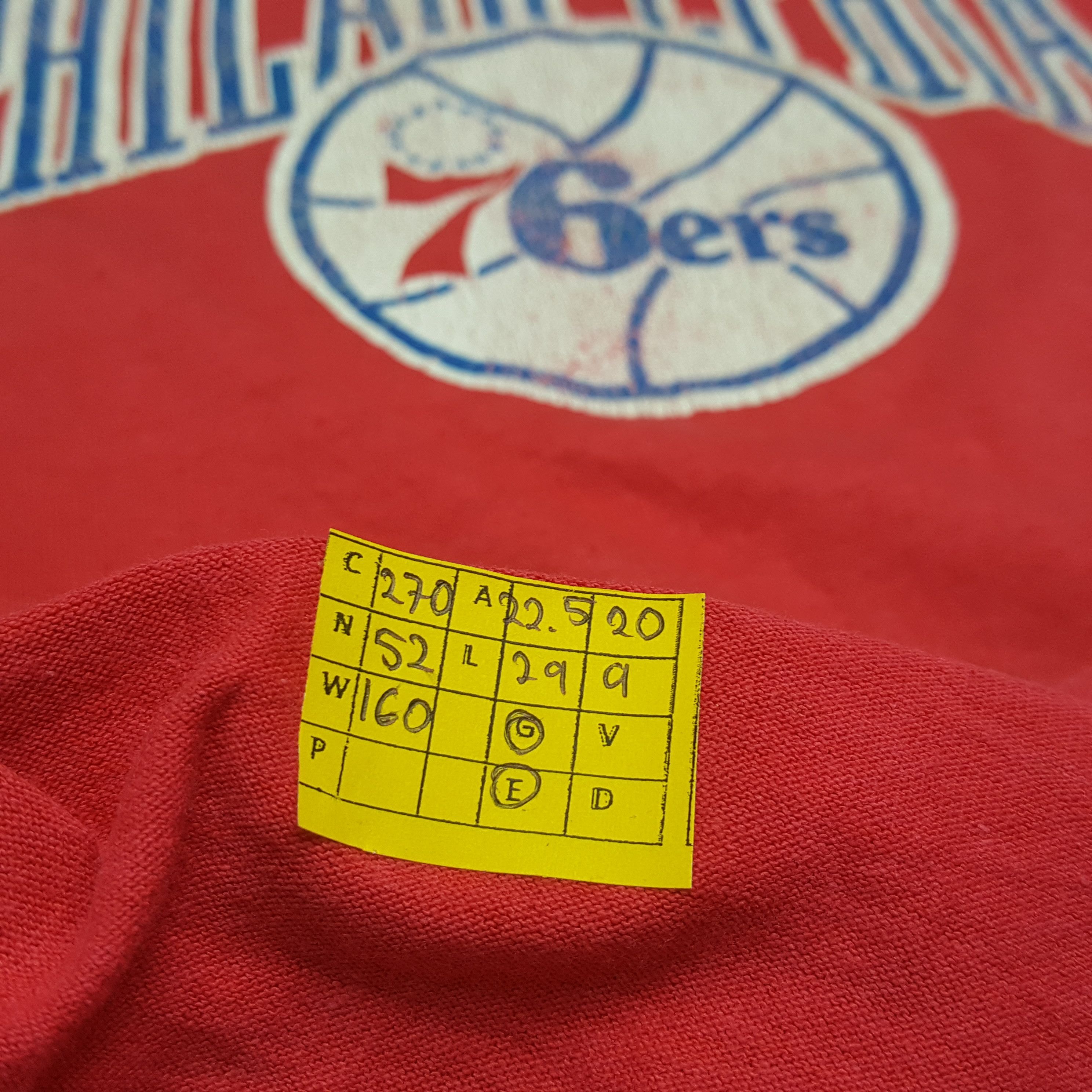 MLB × Vintage Vintage Philadelphia 76ers American Sports T-shirt Size US L / EU 52-54 / 3 - 7 Thumbnail