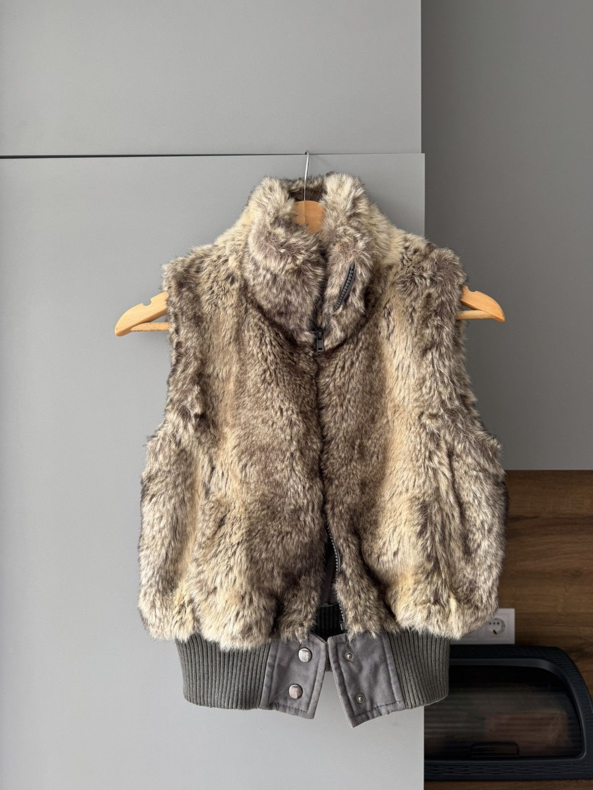 Japanese Brand × Vintage Vintage Fur Vest Y2K Hysteric Glamour Bik Bok Grunge 90s Size S / US 4 / IT 40 - 1 Thumbnail