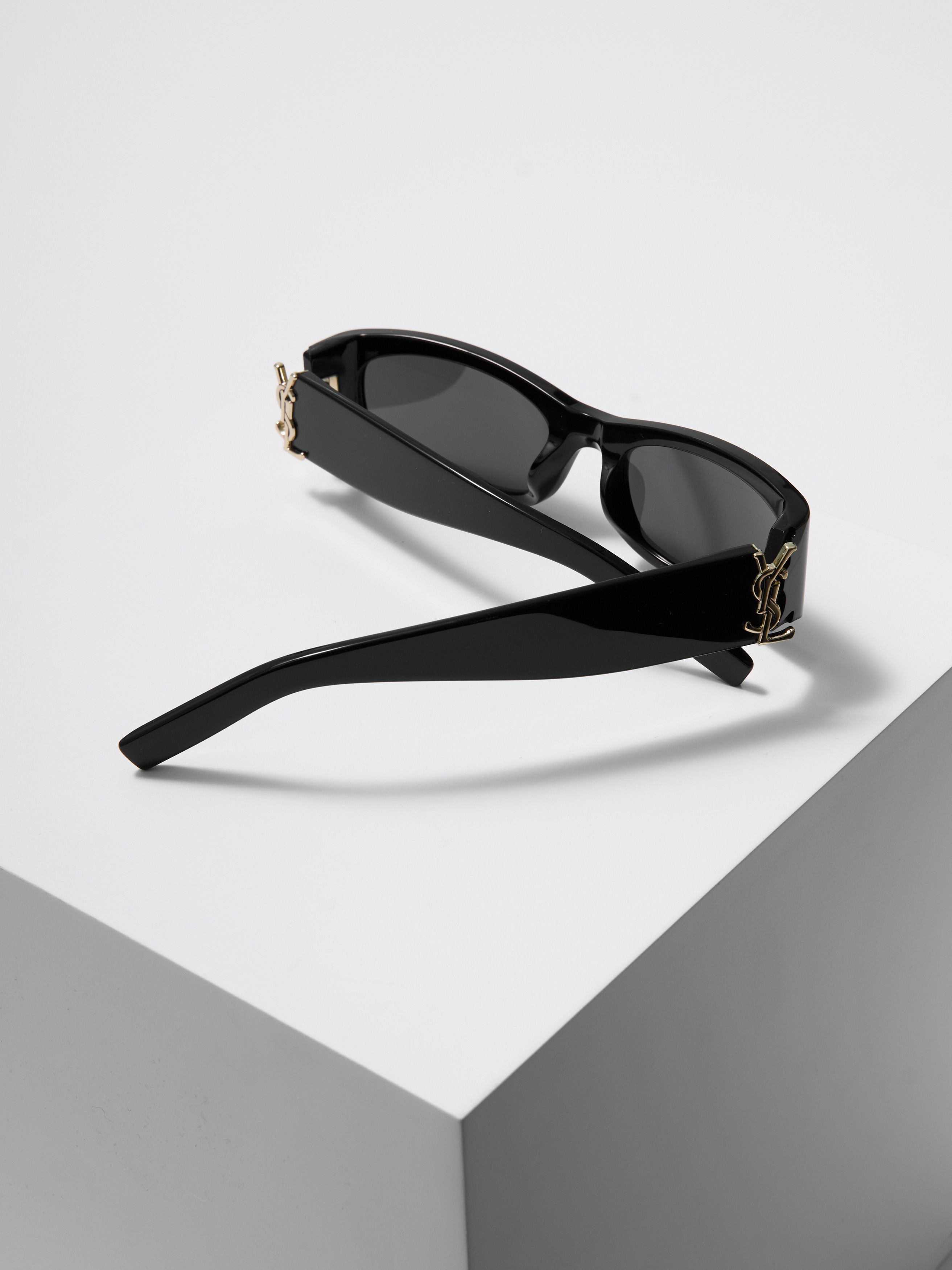 Saint Laurent Paris SAINT LAURENT SL M152 001 SUNGLASSES Size ONE SIZE - 11 Thumbnail