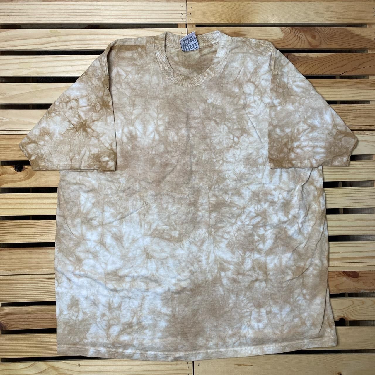 Liquid Blue Vintage Liquid Blue Tan & White Blank Tee Size XL Size US XL / EU 56 / 4 - 1 Thumbnail