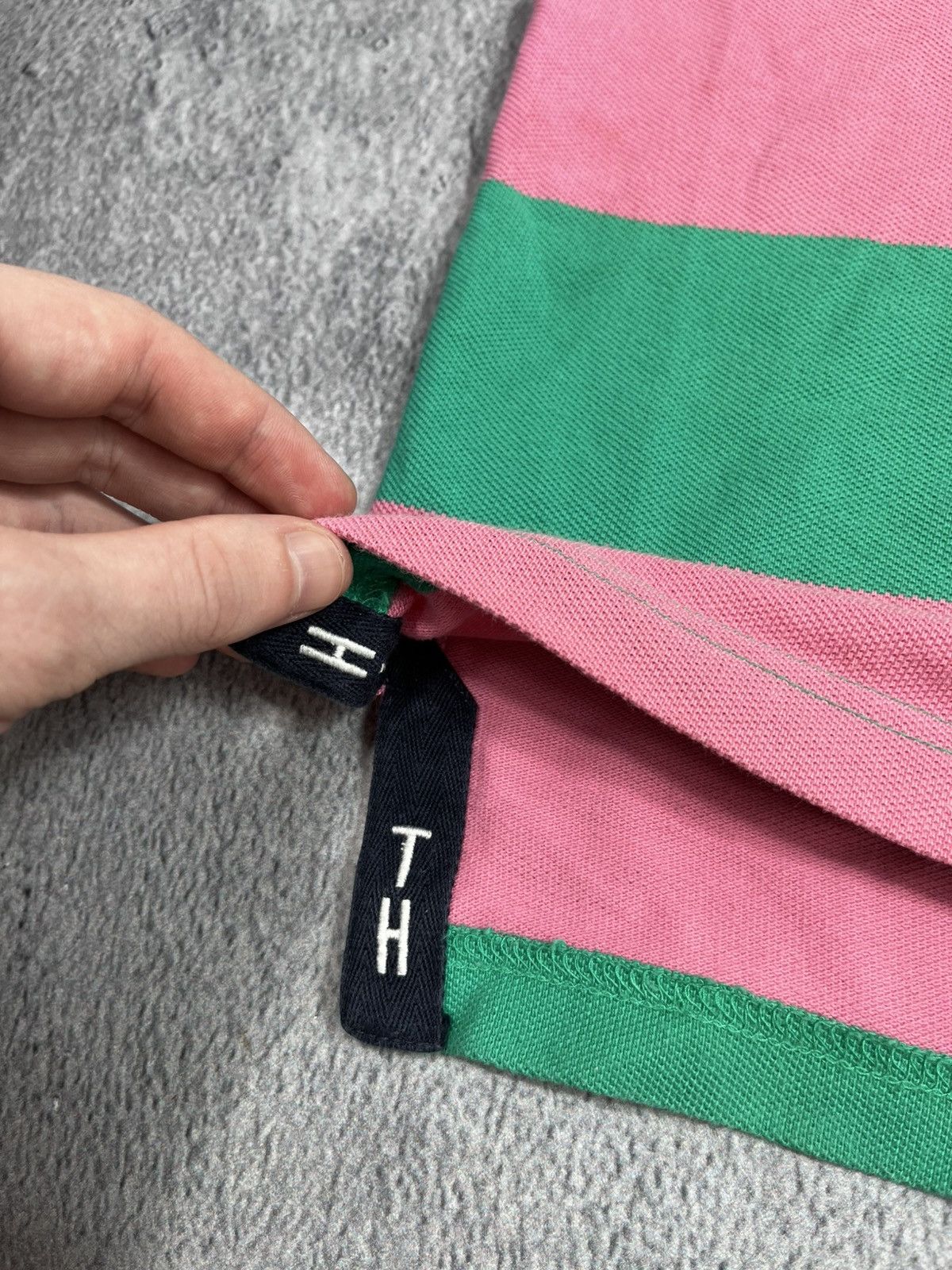 Tommy Hilfiger Vintage Y2K Tommy Hilfiger NY big logo striped 1/4 polo tee Size US M / EU 48-50 / 2 - 5 Thumbnail
