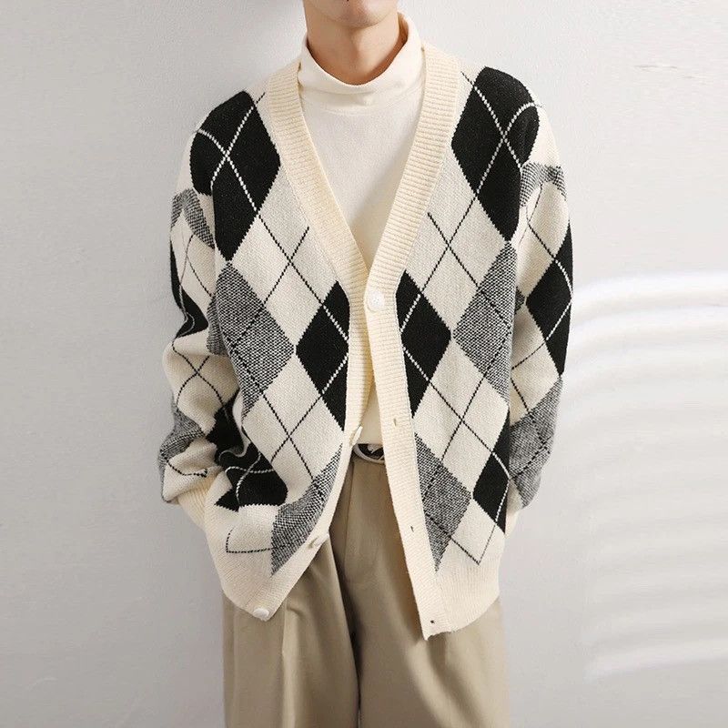 Image of Vintage Stylish Leisure Knitted Printed Buttons Cardigan in Khaki, Men's (Size 2XL)