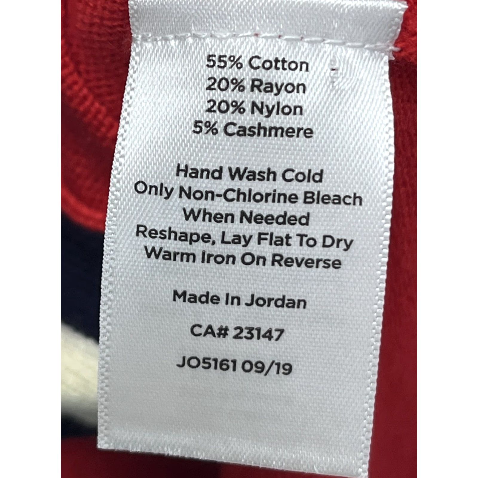 Talbots Talbots Cardigan Sweater Petite Sz Medium Red Pearl Buttons Vneck Classic Size M / US 6-8 / IT 42-44 - 7 Thumbnail