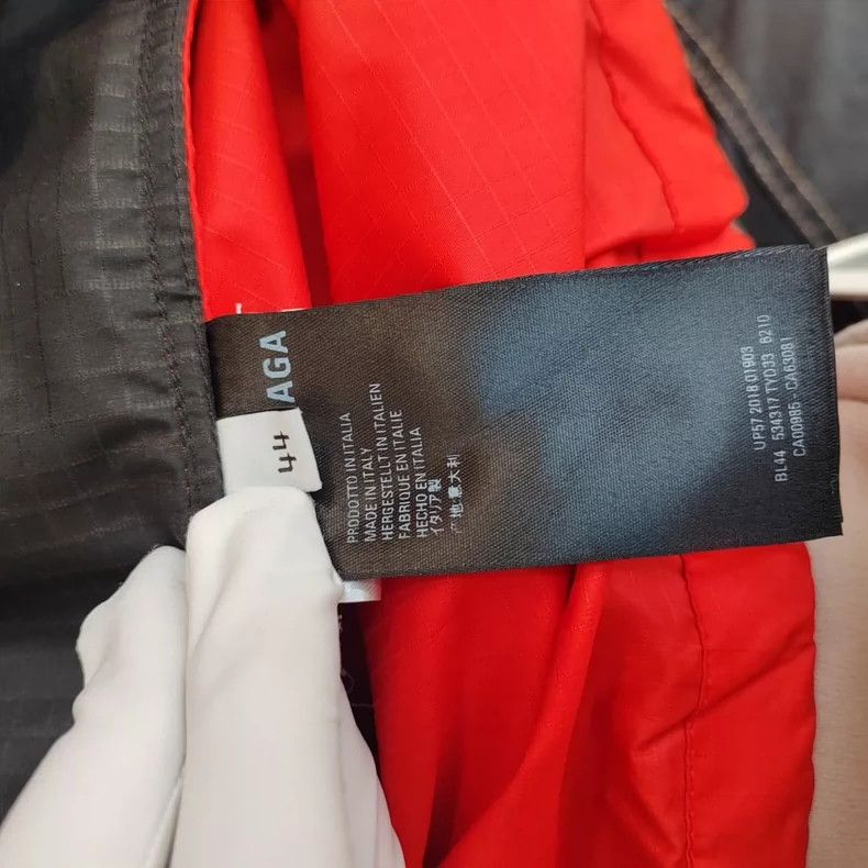Balenciaga Balenciaga Polyester printed logo jacket 2502-Nextarrow Size US S / EU 44-46 / 1 - 6 Thumbnail
