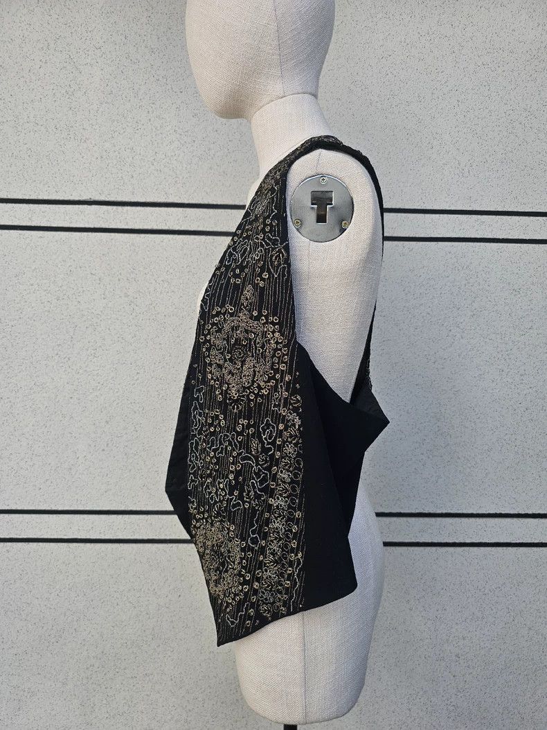 Ann Demeulemeester Ann demeulemeester shows off a waistcoat Size US L / EU 52-54 / 3 - 4 Thumbnail