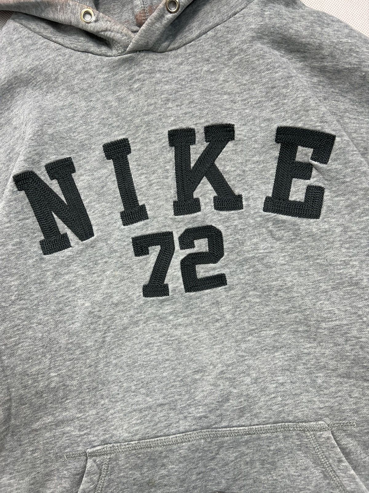 Nike Hoodie Nike 72 spellout big logo y2k Size US L / EU 52-54 / 3 - 2 Thumbnail