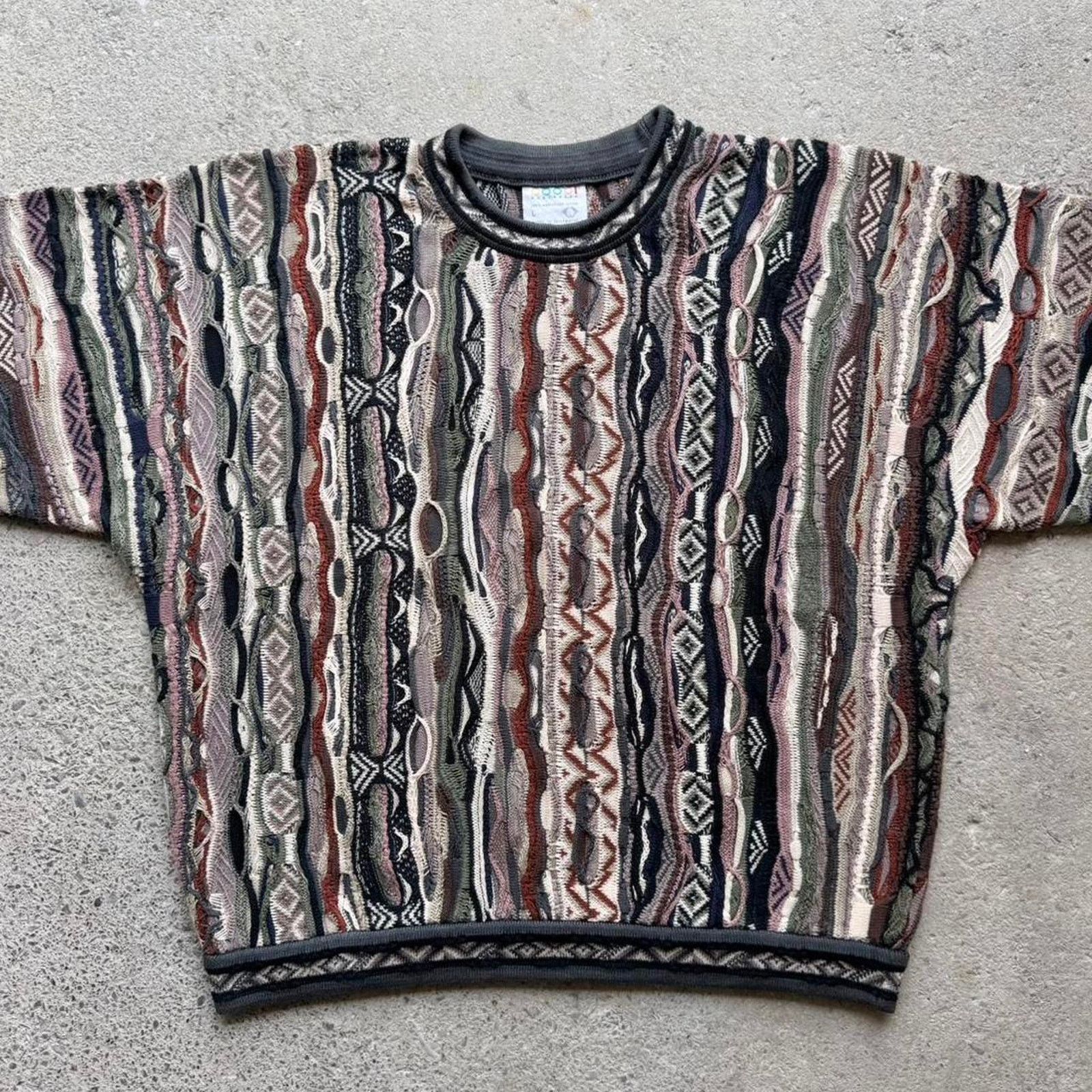 Coogi Vintage Neutral Coogi Australia 3D Knit Cotton Sweater Size US XL / EU 56 / 4 - 2 Thumbnail