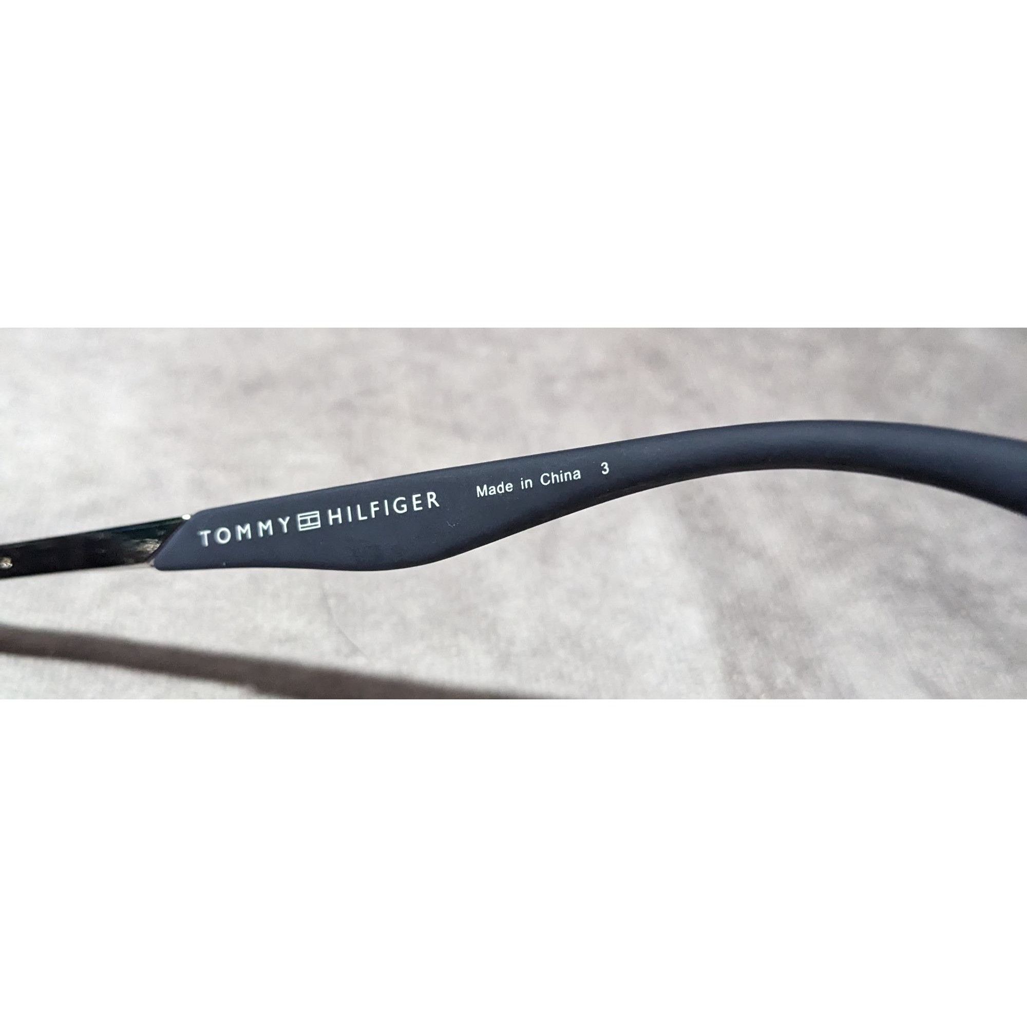 Tommy Hilfiger Tommy Hilfiger Lawrence OM587 Blue Aviator Sunglasses Size ONE SIZE - 4 Thumbnail