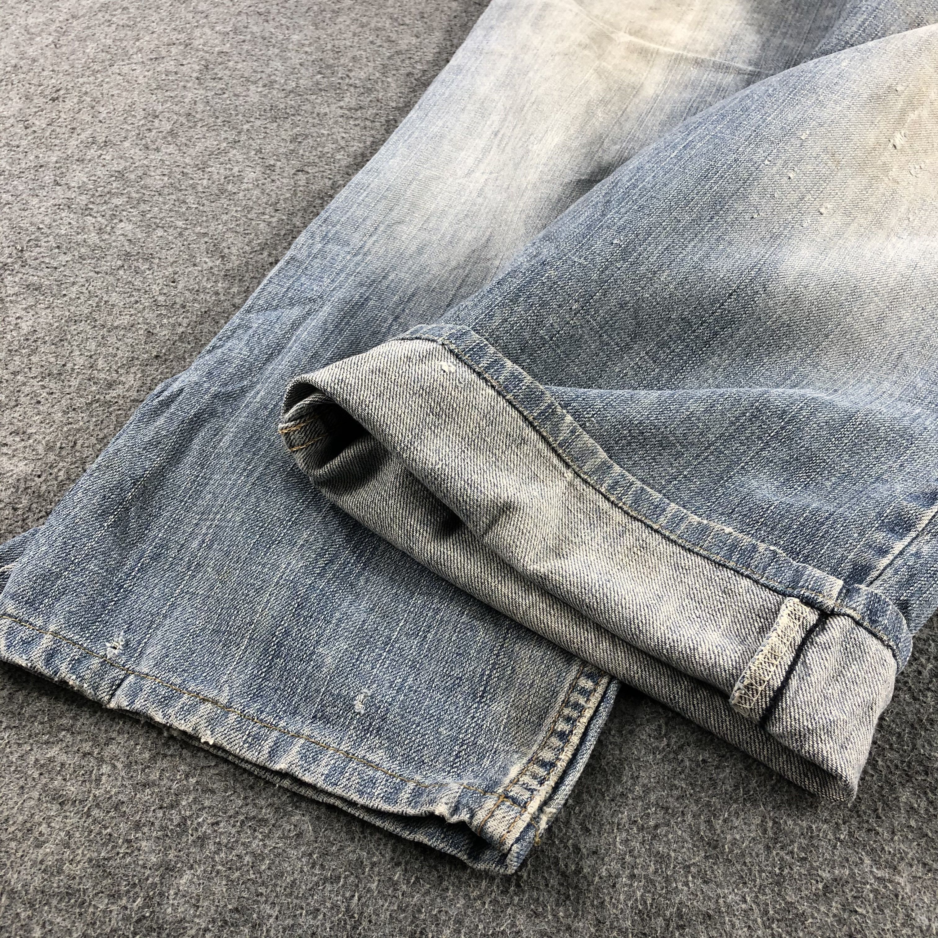 Levi's Vintage Blue Wash Levis 559 Jeans-J2433 Size US 35 - 7 Thumbnail