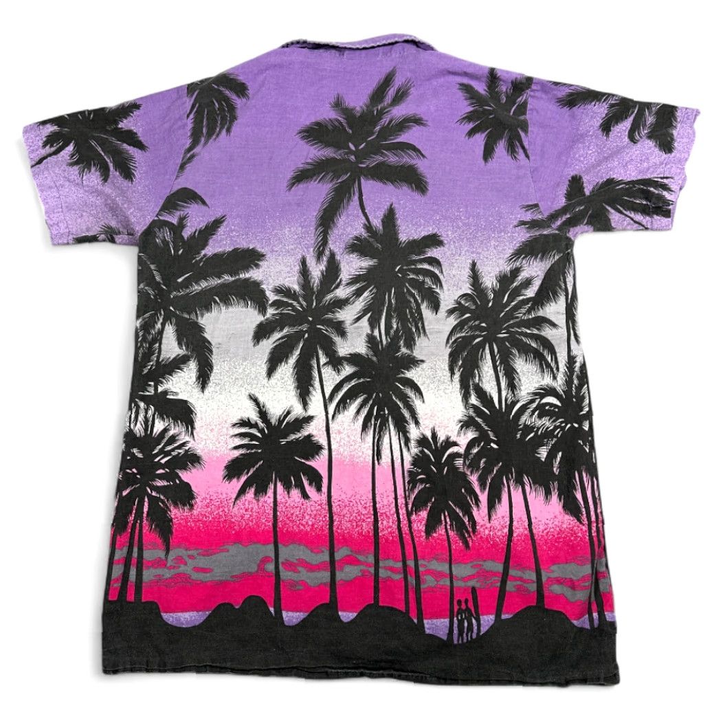 Vintage VINTAGE Island Dreams Purple Palm Trees 90s Shirt Adult SMALL Graphic Print Pocket Front Button-Up Size US S / EU 44-46 / 1 - 3 Thumbnail