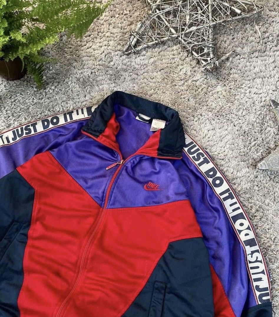 Nike 90s Nike Vintage Retro Oversized Lampass Track Jacket Rare Size US L / EU 52-54 / 3 - 3 Thumbnail