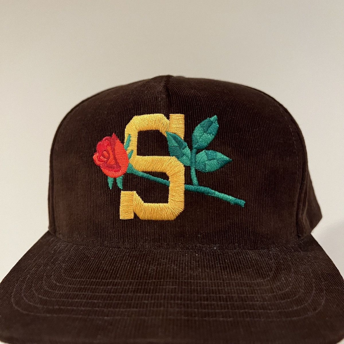 Supreme Supreme Rose S Logo SnapBack Brown Size ONE SIZE - 4 Thumbnail