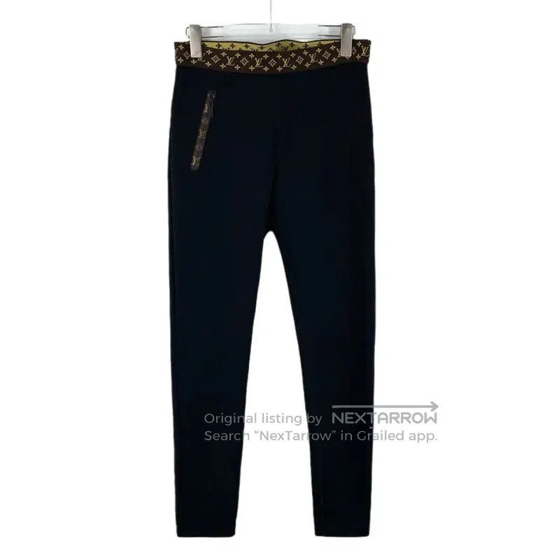 Louis Vuitton Louis Vuitton Black Nylon Casual Pants . Size 26" / US 2 / IT 38 - 1 Thumbnail