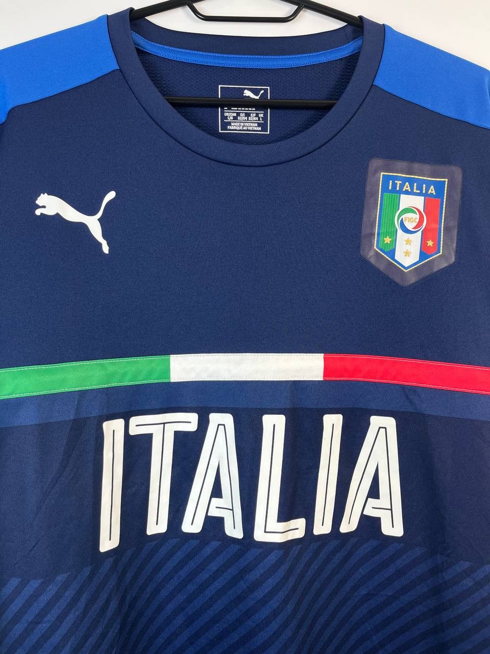 Puma ITALY 2016 2017 HOME SHIRT PUMA FOOTBALL JERSEY SIZE L Size US L / EU 52-54 / 3 - 2 Thumbnail