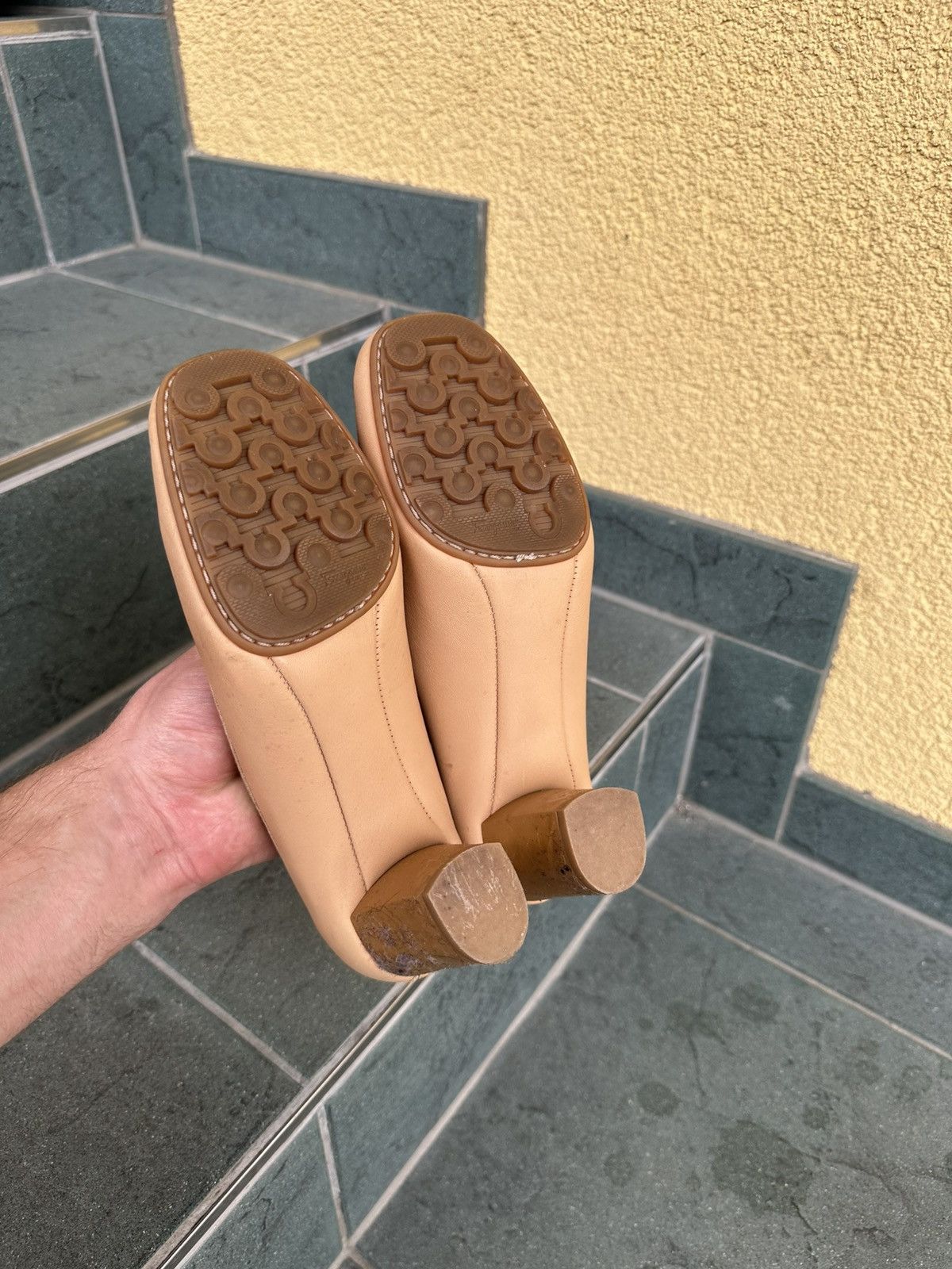 Salvatore Ferragamo Salvatore Ferragamo Women Heels Brown Beige Vintage Italy Size US 6 / IT 36 - 14 Thumbnail