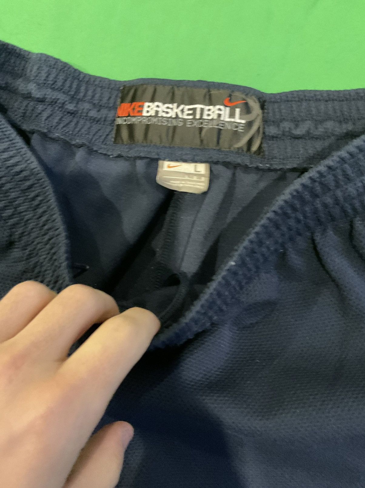 Nike × Vintage Vintage Nike basketball navy and white shorts Size US 34 / EU 50 - 2 Thumbnail