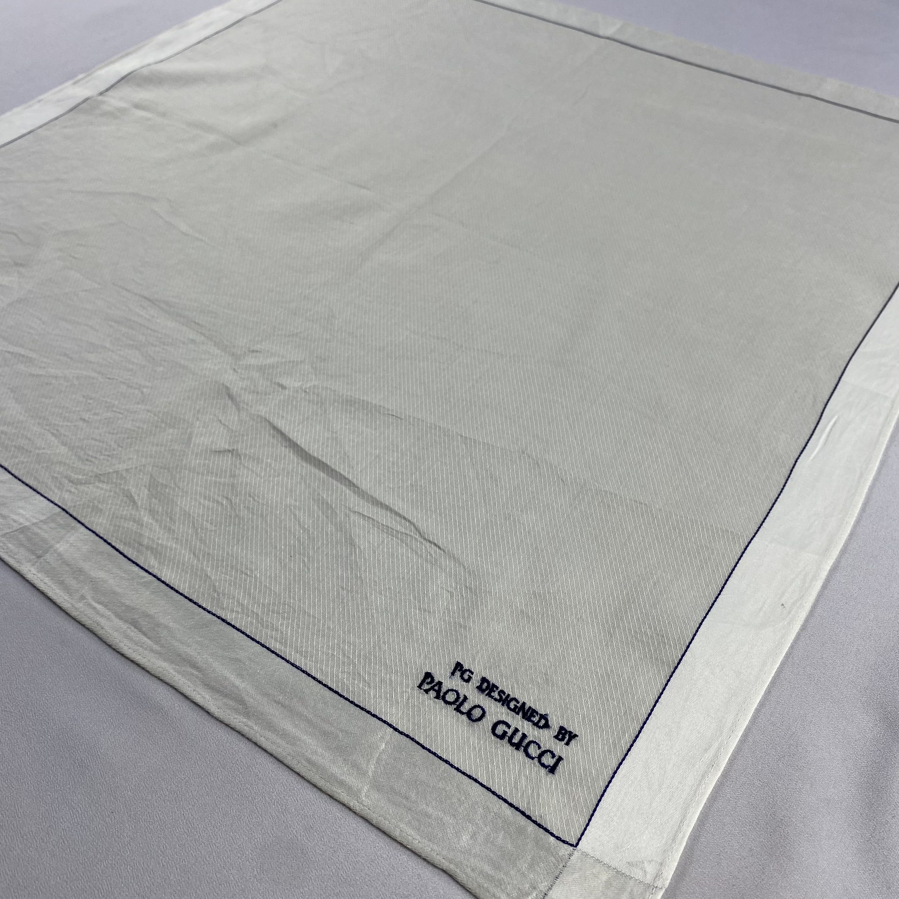 Paolo Gucci × Vintage Paolo Gucci Handkerchief / Neckerchief / Bandana-P1376 Size ONE SIZE - 2 Thumbnail