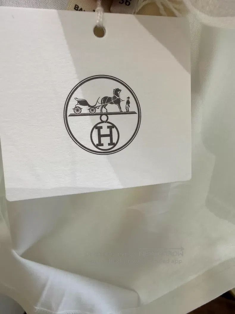 Hermes Hermes White pocket embroidered T-shirt Size XS / US 0-2 / IT 36-38 - 6 Thumbnail
