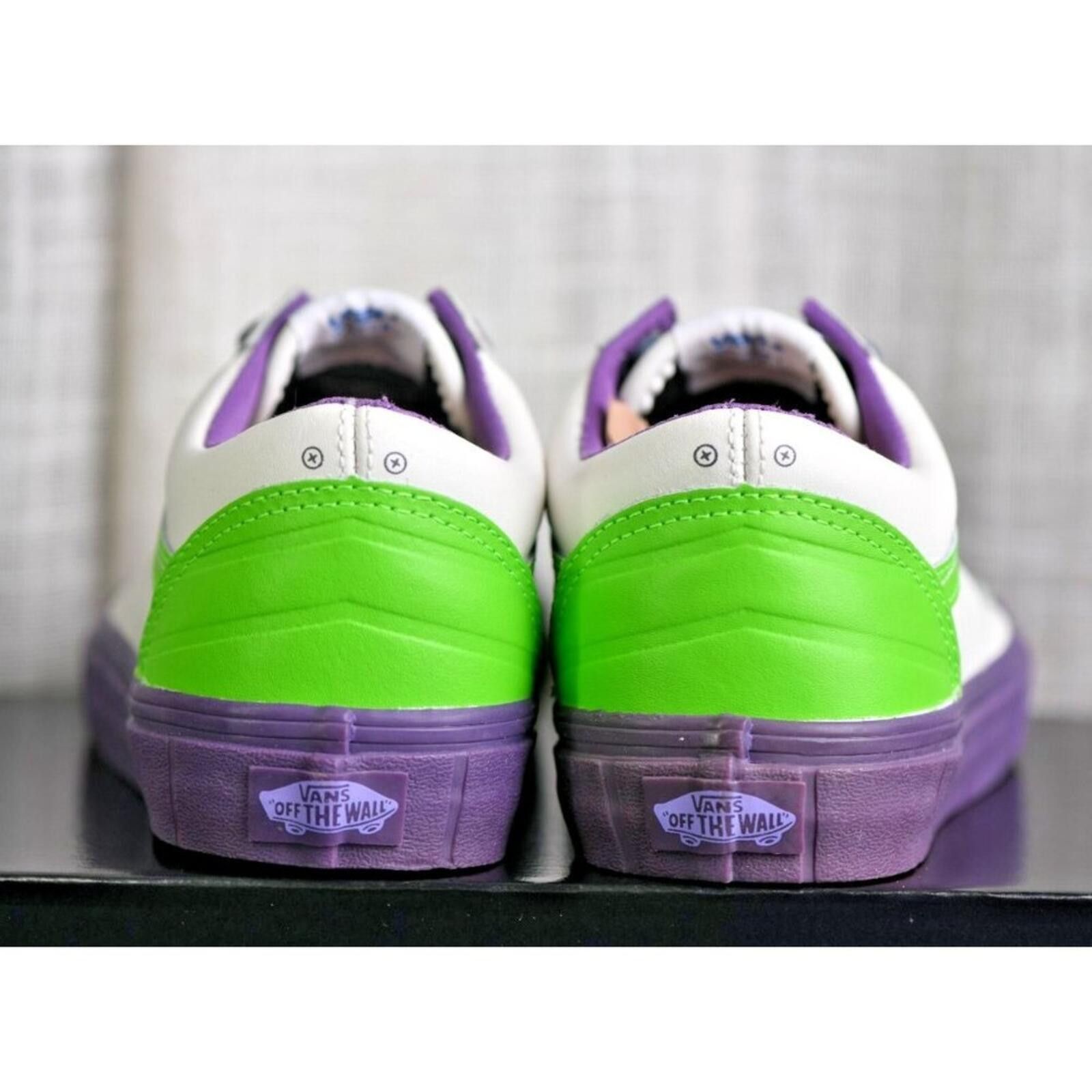 Vans Vans Old Skool x Disney Pixar Toy Story Buzz Light Size US 7 / EU 40 - 10 Thumbnail