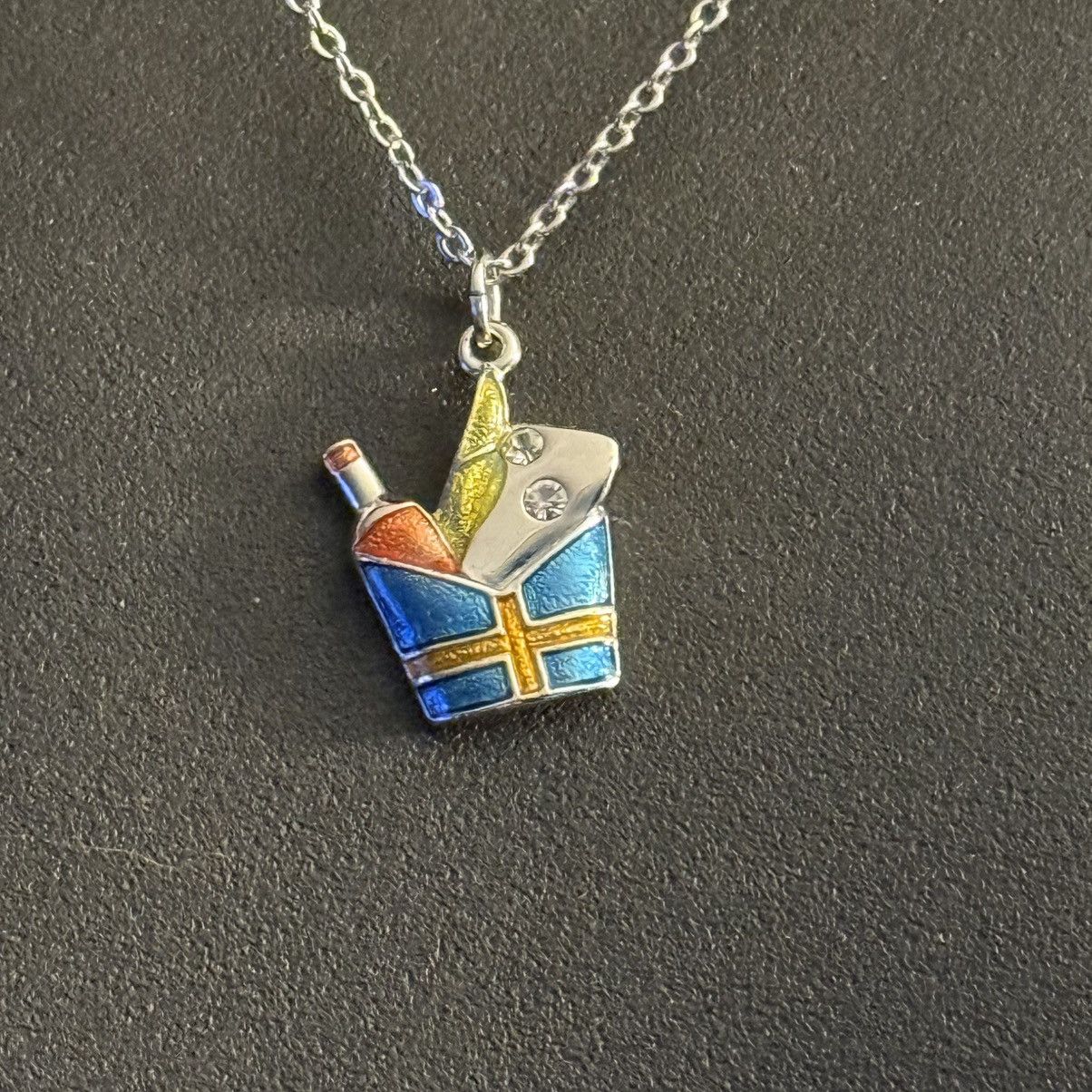 Other Silver tone champagne bucket pendant necklace Size ONE SIZE - 2 Thumbnail