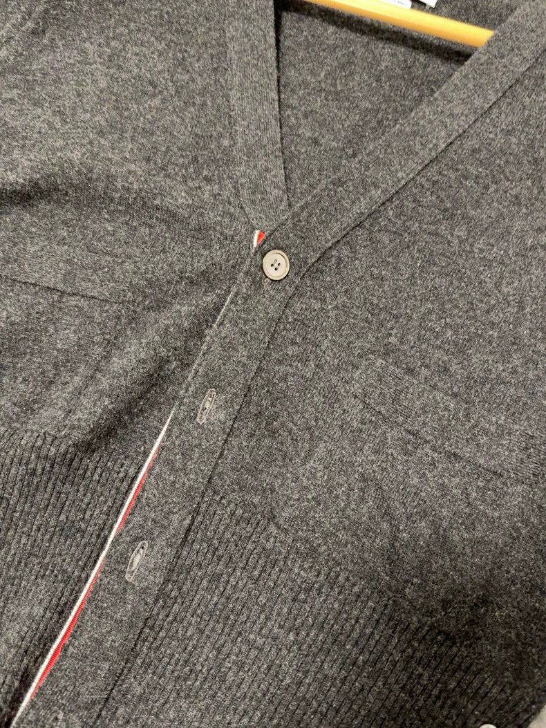 Thom Browne Thom browne Classic dark gray cashmere cardigan jacket 2503 Size US M / EU 48-50 / 2 - 3 Thumbnail