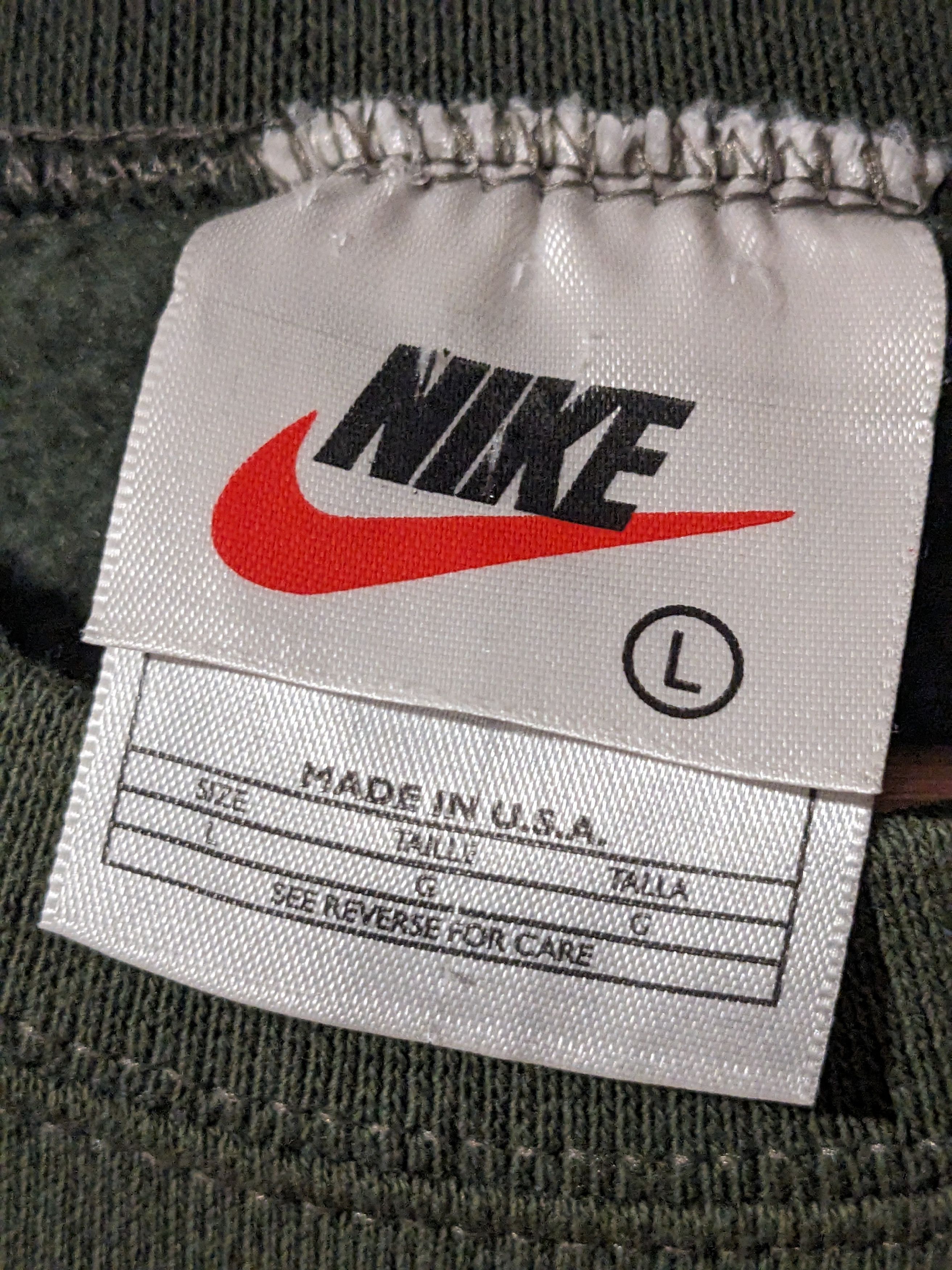 Nike × Vintage Vintage 90s Nike Essential Mini Swoosh Large Sweatshirt Size US L / EU 52-54 / 3 - 3 Thumbnail