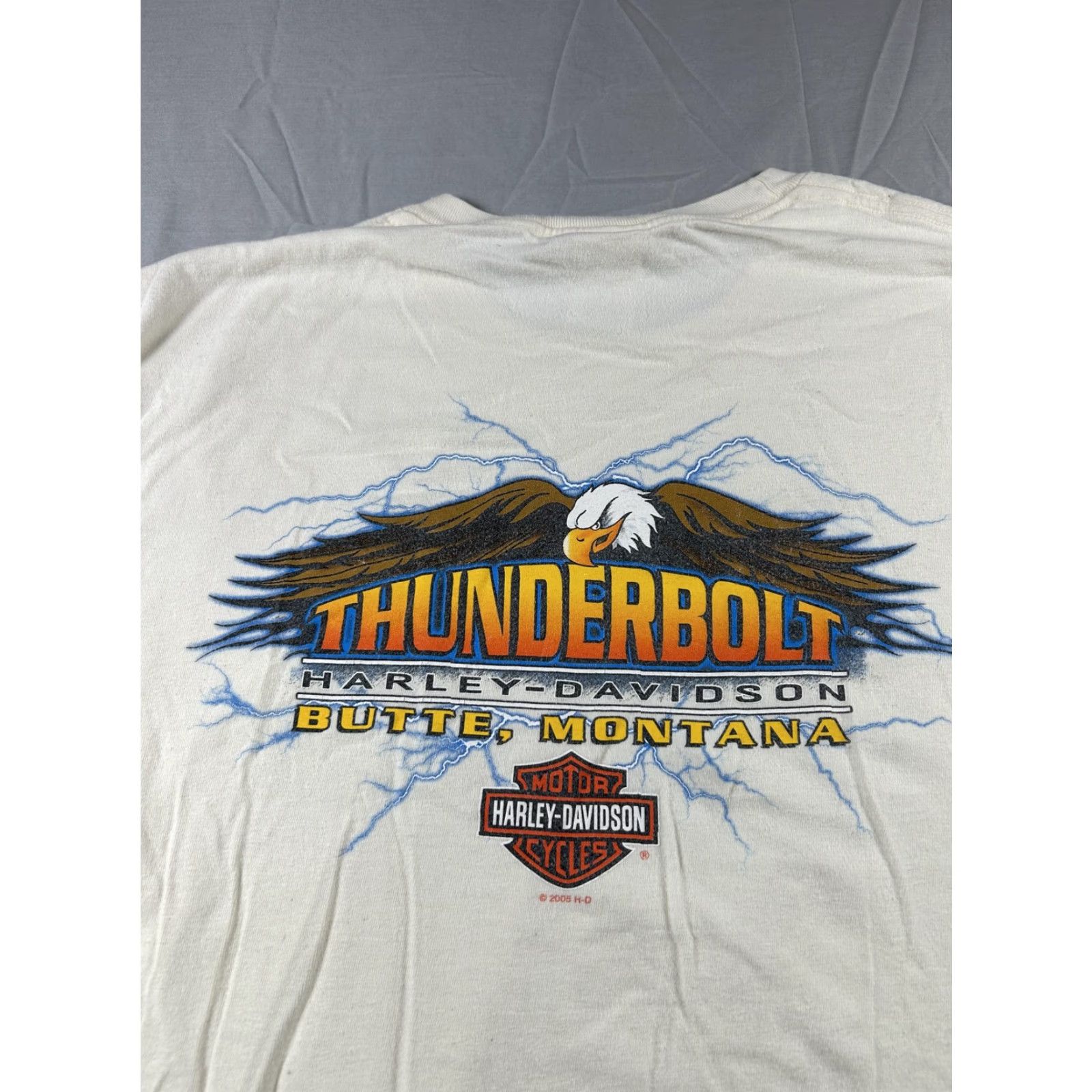 Harley Davidson VINTAGE Harley-Davidson Shirt Mens 2XL Thunder Eagle Long Sleeve Hit Montana White Off-White Crew Neck Graphic Print USA Motorcycle Biker USA - Size US XXL / EU 58 / 5 - 4 Thumbnail