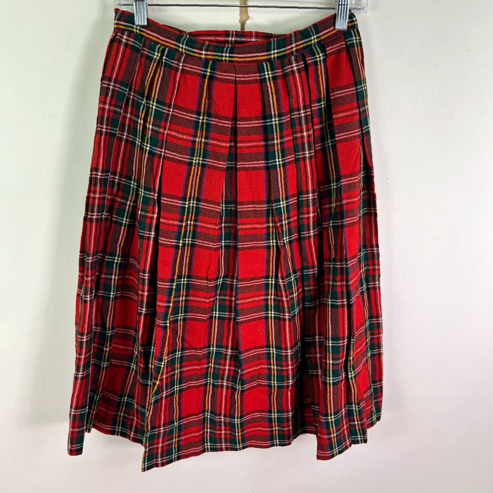 Vintage Vintage Tartan Kilt Skirt Pure New Wool Skirt 26X27 Tartan Scotland Wool kilted Size 32" / US 10 / IT 46 - 4 Thumbnail
