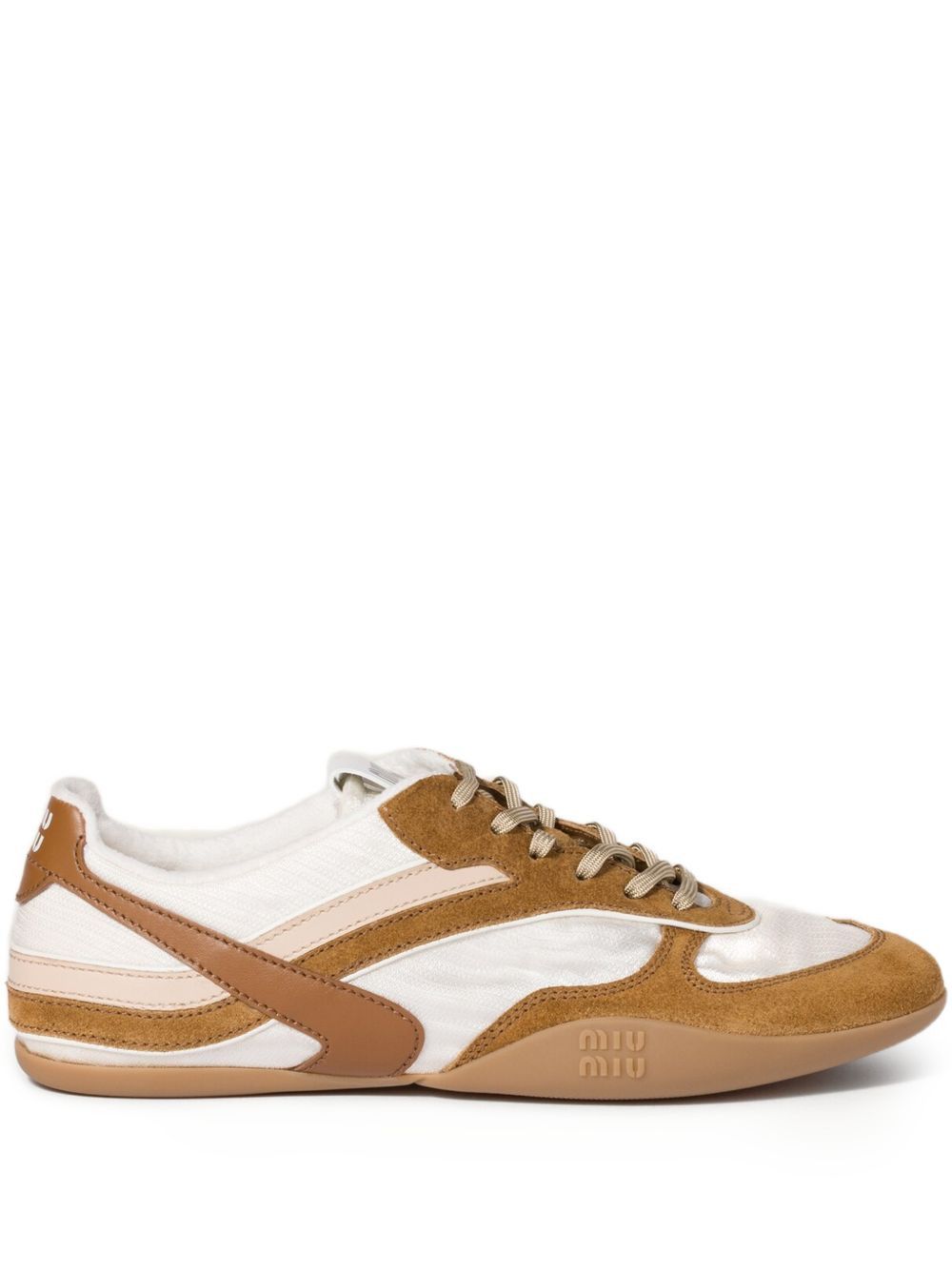 GYMNASIUM SNEAKERS
