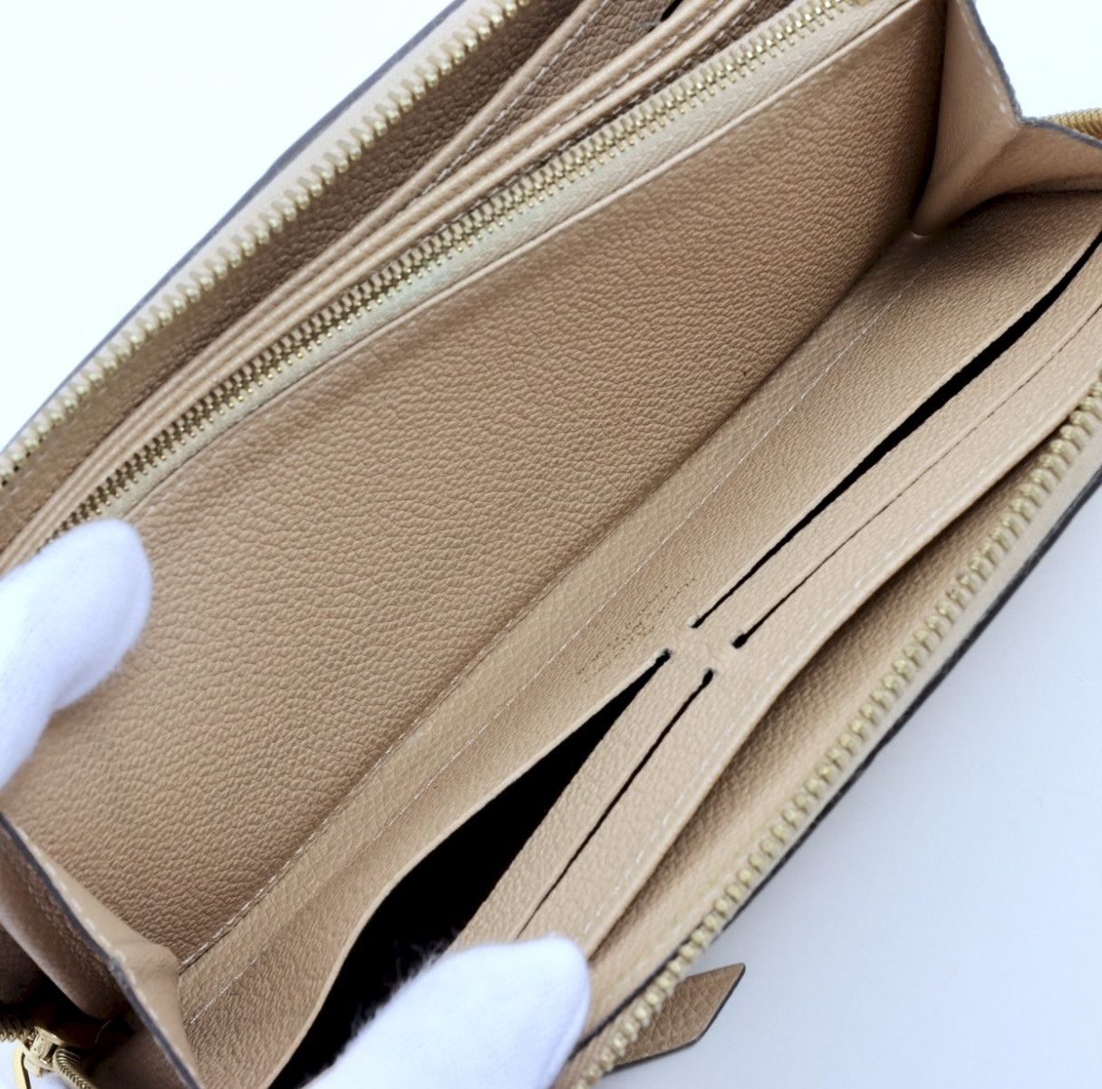 Louis Vuitton Louis Vuitton Turtledove Empreinte Leather Zippy Wallet Size ONE SIZE - 8 Thumbnail
