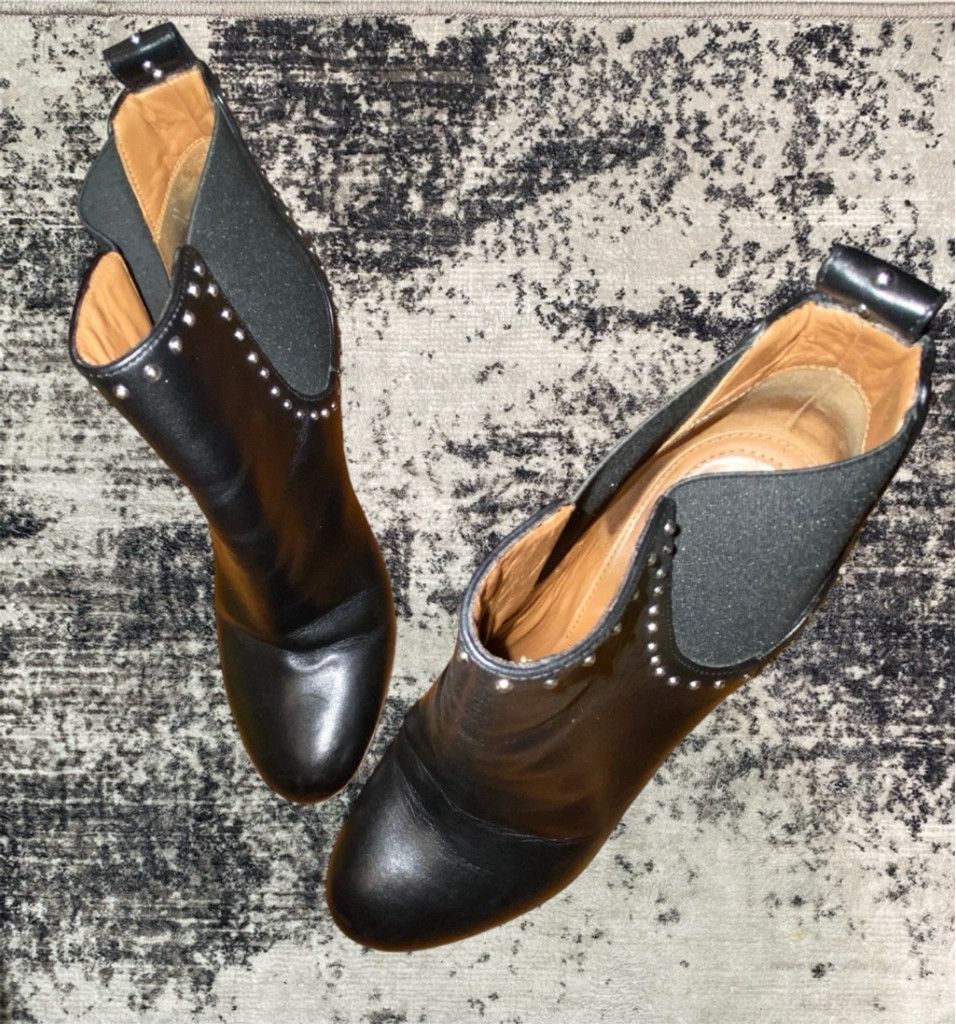 Givenchy Women's Givenchy Black Leather Ankle Boots Size 38 Size US 8 / IT 38 - 12 Thumbnail