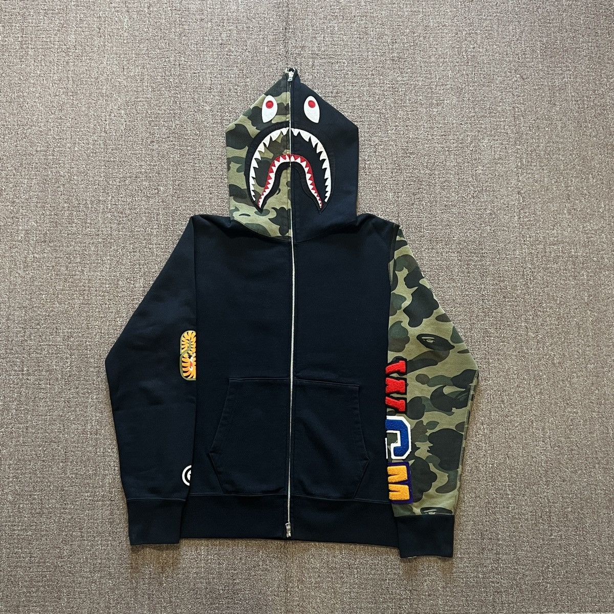 Bape hoodie camo sleeve sale