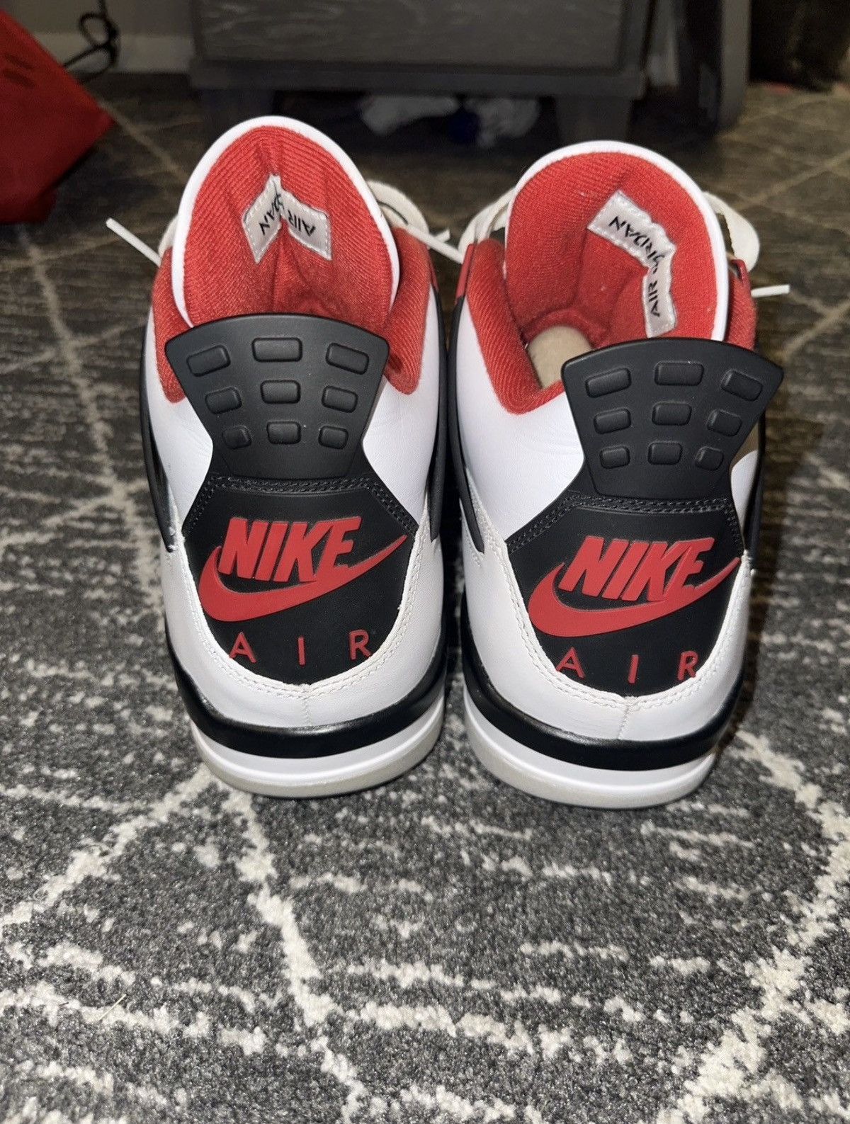 Jordan Brand Jordan 4 retro “OG Fire Red 2020” Size US 11 / EU 44 - 4 Thumbnail