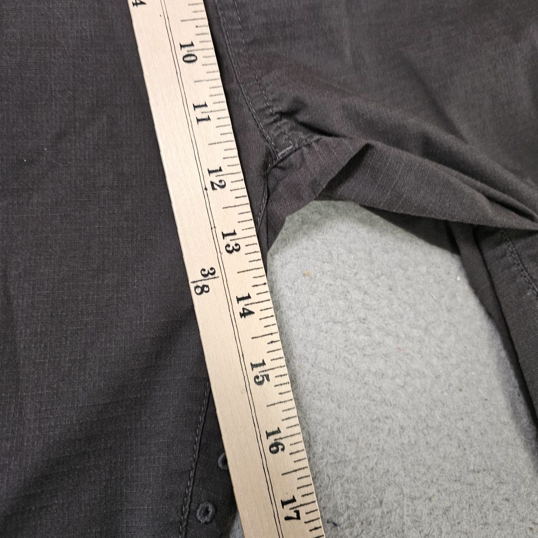 Prana Prana Pants Mens 38x26 Cargo Hiking Outdoor Stretch Organic Cotton Gray Regular Waist 38 Inseam 26 Pockets Logo Vintage No Men Pants Size US 38 / EU 54 - 4 Thumbnail