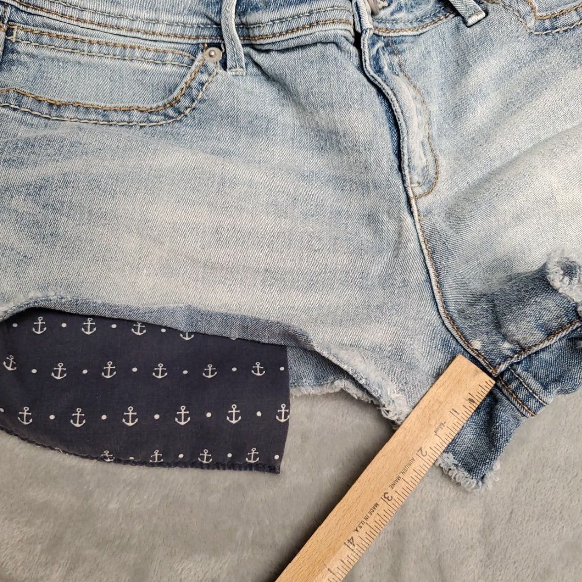 Vintage No Boundaries Denim Shorts Womens 15 NOBO Cutoff Micro Mini Shortie 90s Stretch Blue Jeans Pocket Zipper Belt Loops Front Flat 5-Pocket Womens Size 36" / US 14 / IT 50 - 5 Thumbnail