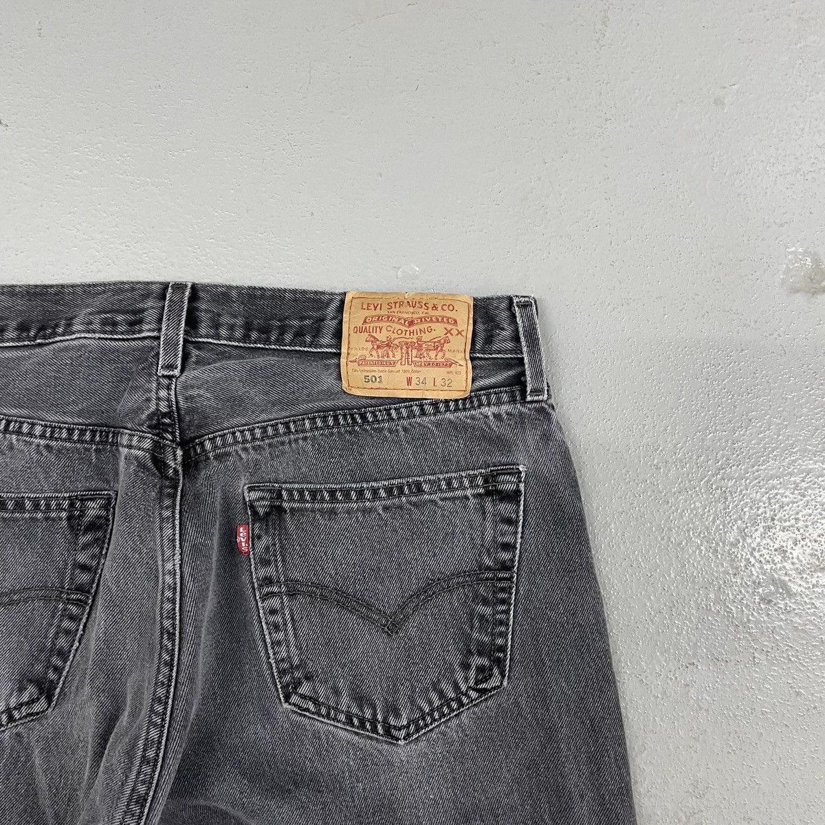 Levi's × Vintage Vintage Levi’s 501 Black Straight Leg Essential Jeans Size US XL / EU 56 / 4 - 6 Thumbnail