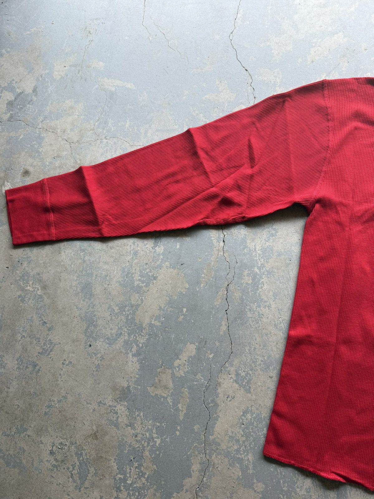 Hanes × Supreme Supreme x Hanes Bone Thermal Crew Red FW21 Size US S / EU 44-46 / 1 - 7 Thumbnail
