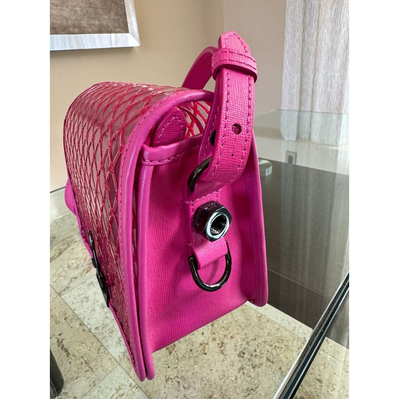 Off-White o1rshd1 Size: OS / Net Binder Clip Bag in Pink Size ONE SIZE - 4 Thumbnail