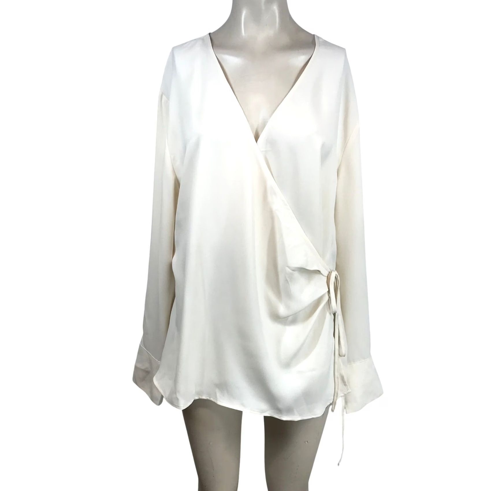 Loft VINTAGE Loft Cream Long Sleeve Wrap Blouse V-Neck Side Tie Top XL NEW Size XL / US 12-14 / IT 48-50 - 2 Thumbnail