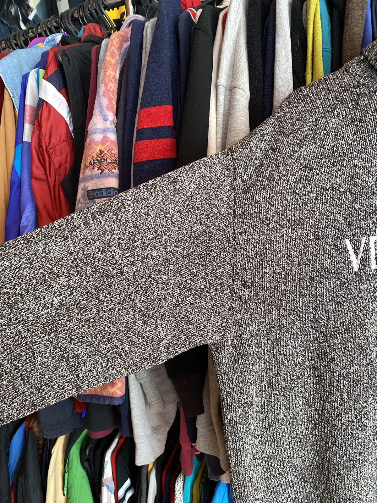 Versace VERSACE VINTAGE KNIT SWEATER BIG LOGO 90s Size US XL / EU 56 / 4 - 3 Thumbnail