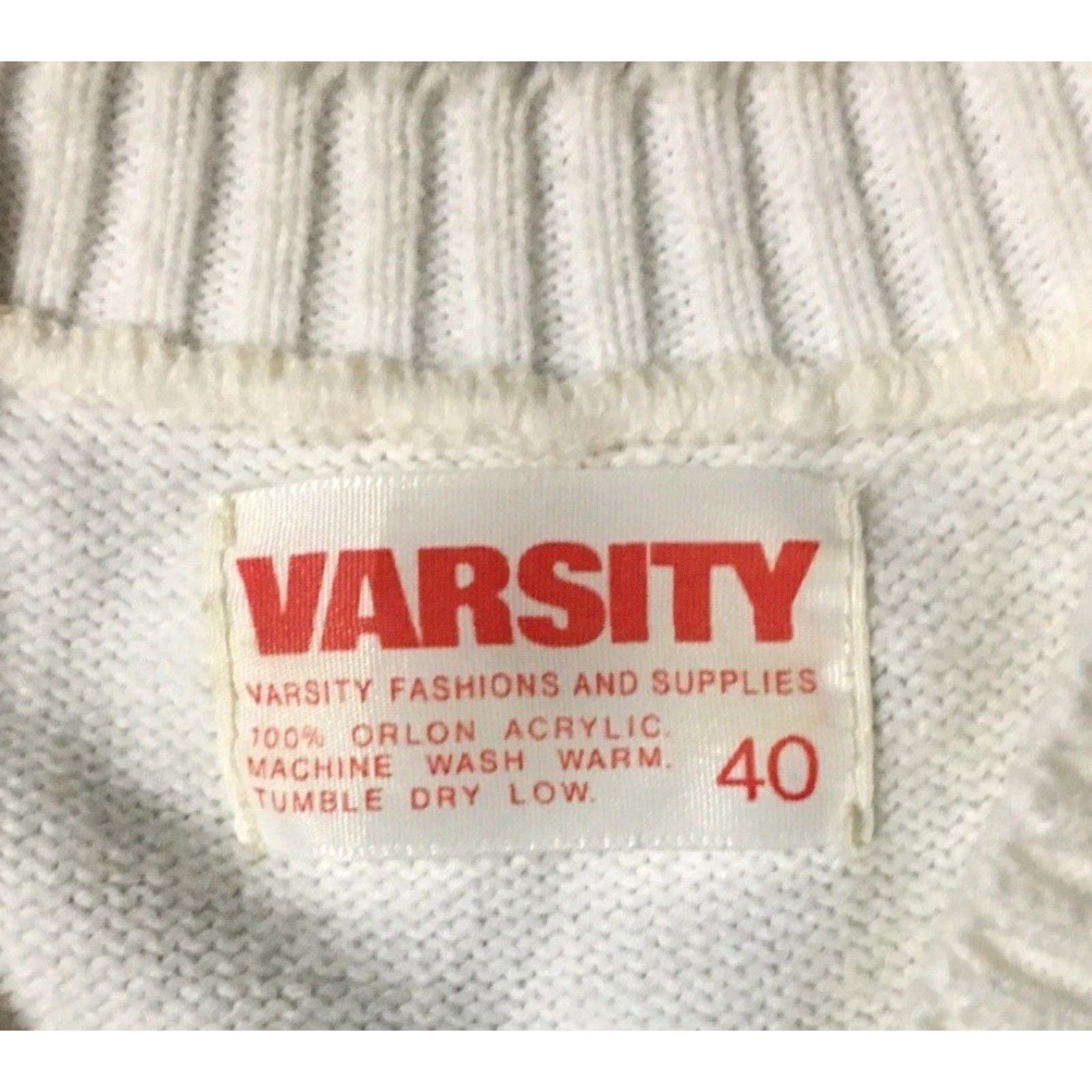 Vintage VINTAGE Fresno Varsity Letterman Sweater Shirt Women 40 White Vintage 80s 90s College School Track Football PE Heart Sports USA Size S / US 4 / IT 40 - 6 Thumbnail