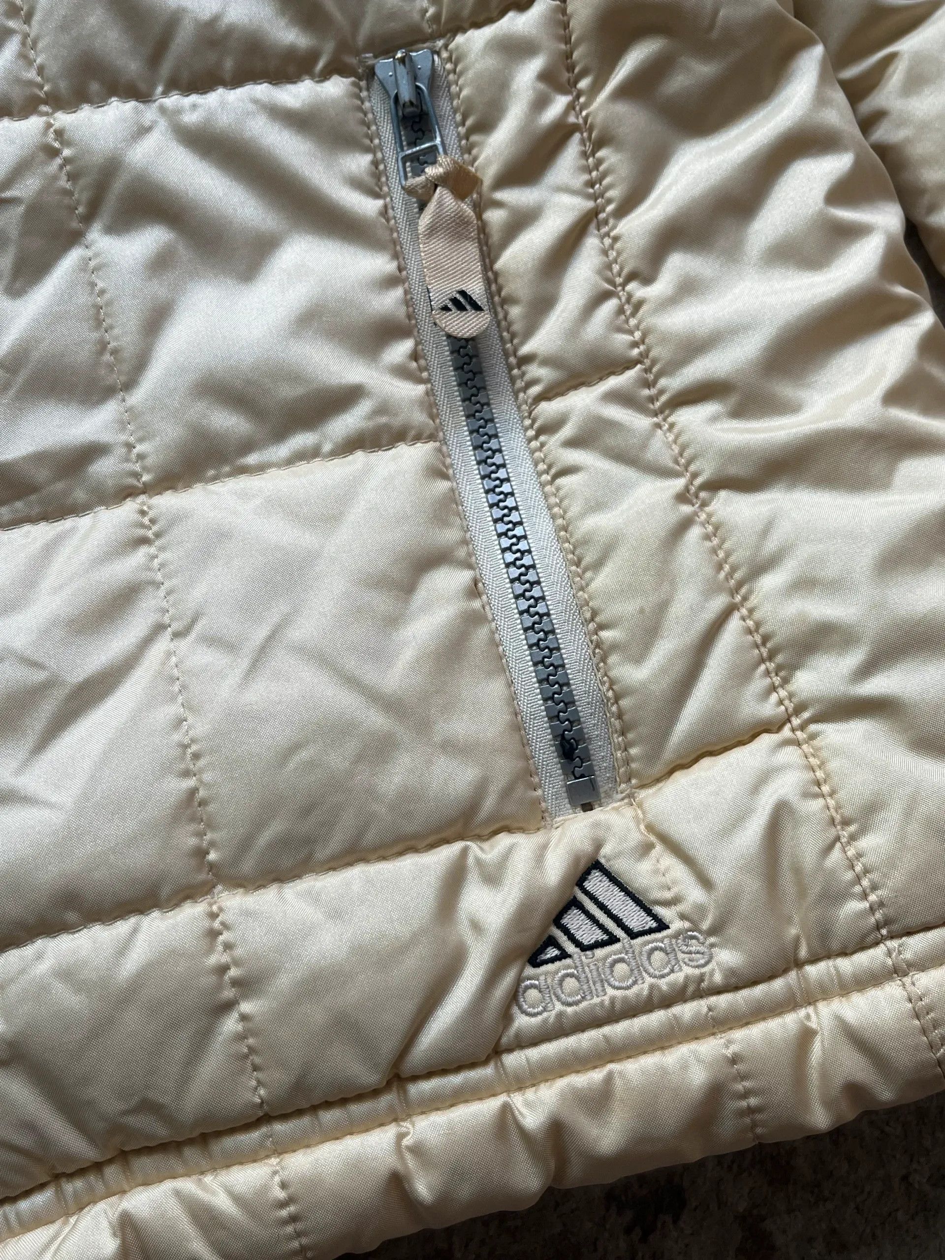 Adidas Adidas 1999 Puffer Jacket Sz L Women’s Rare Cream Size L / US 10 / IT 46 - 12 Thumbnail