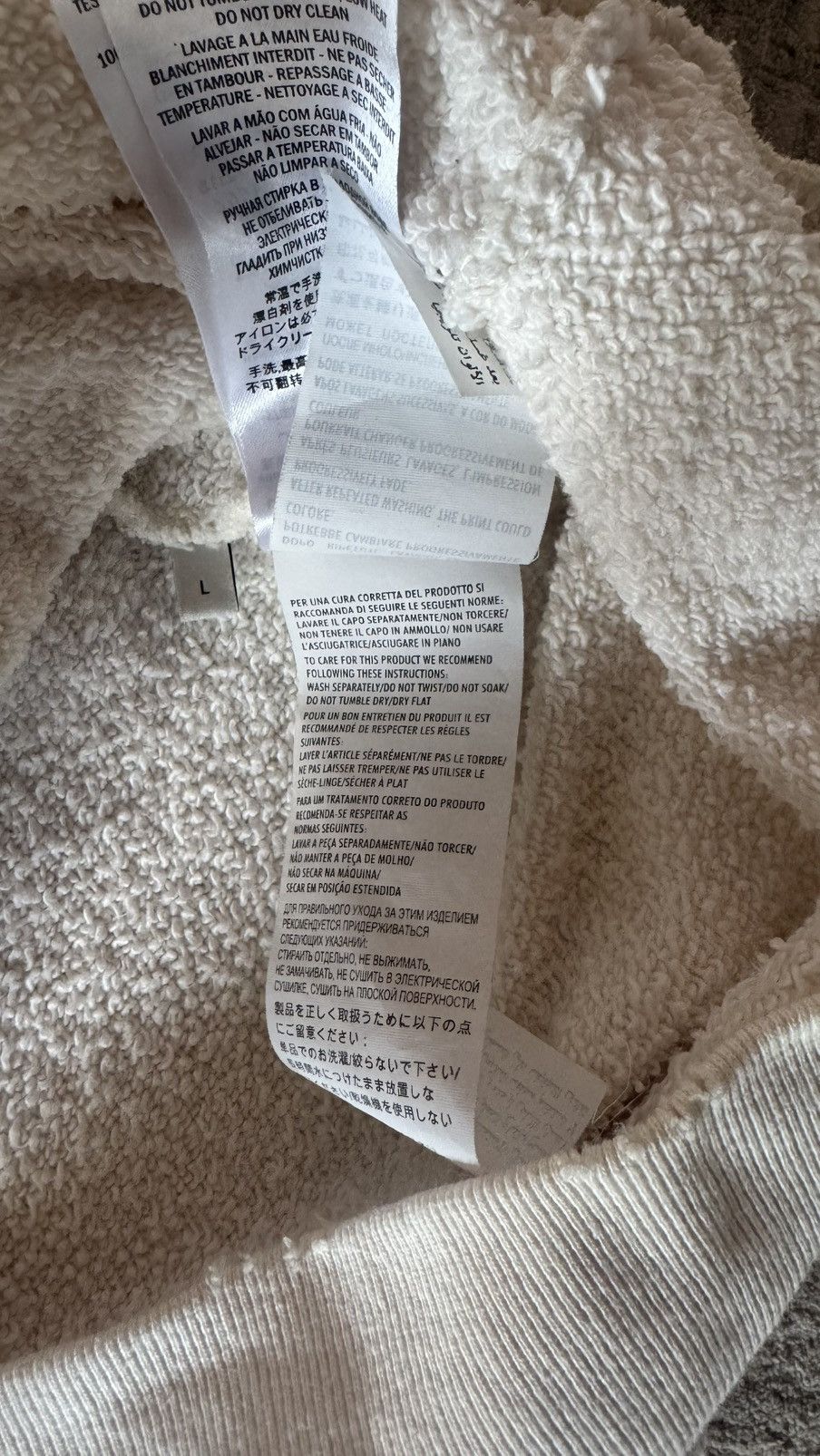 Gucci Gucci Box Logo Distressed Cream Hoodie Size US L / EU 52-54 / 3 - 9 Thumbnail