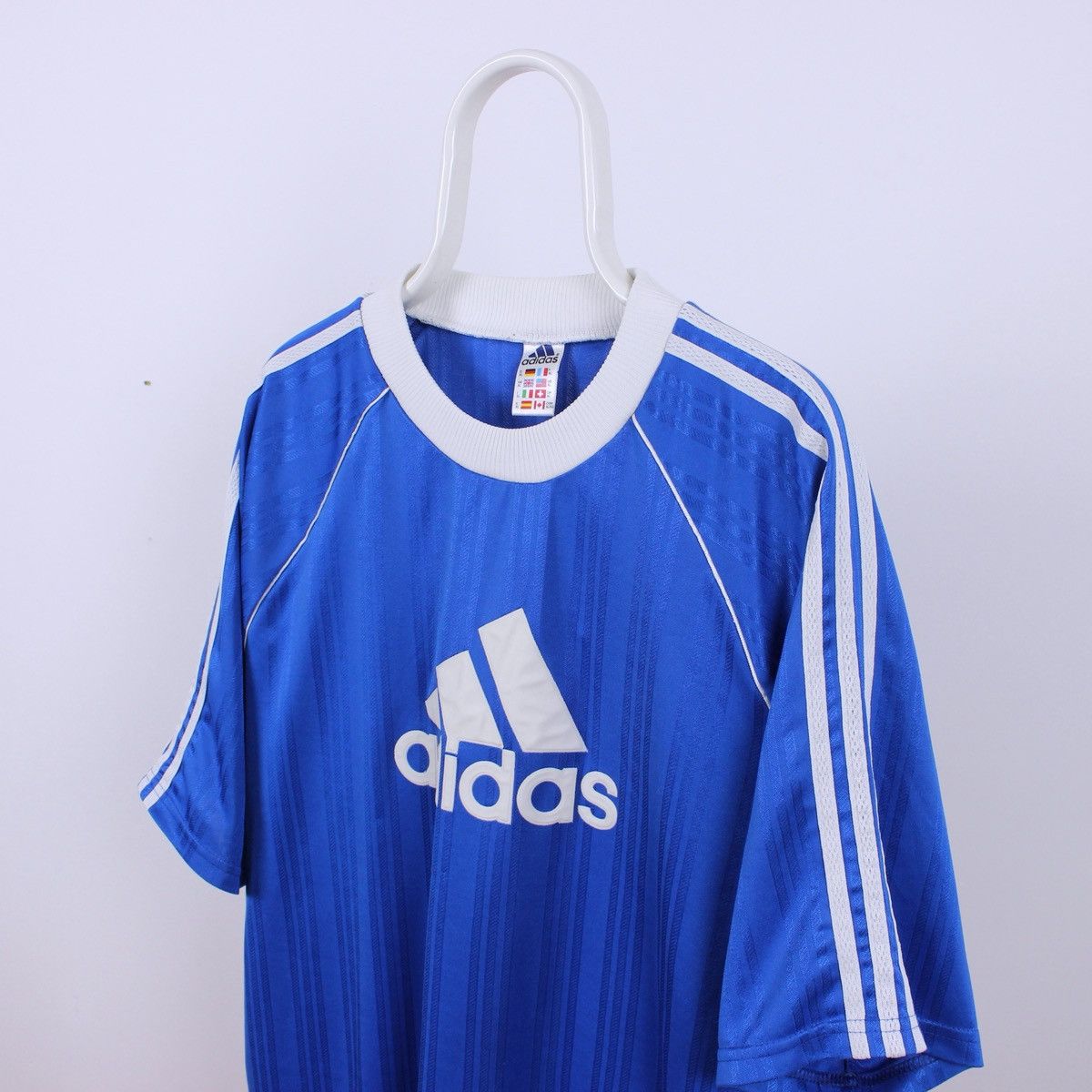 Adidas Vintage Adidas Jersey Short SleeveT-Shirt Size US XL / EU 56 / 4 - 1 Thumbnail