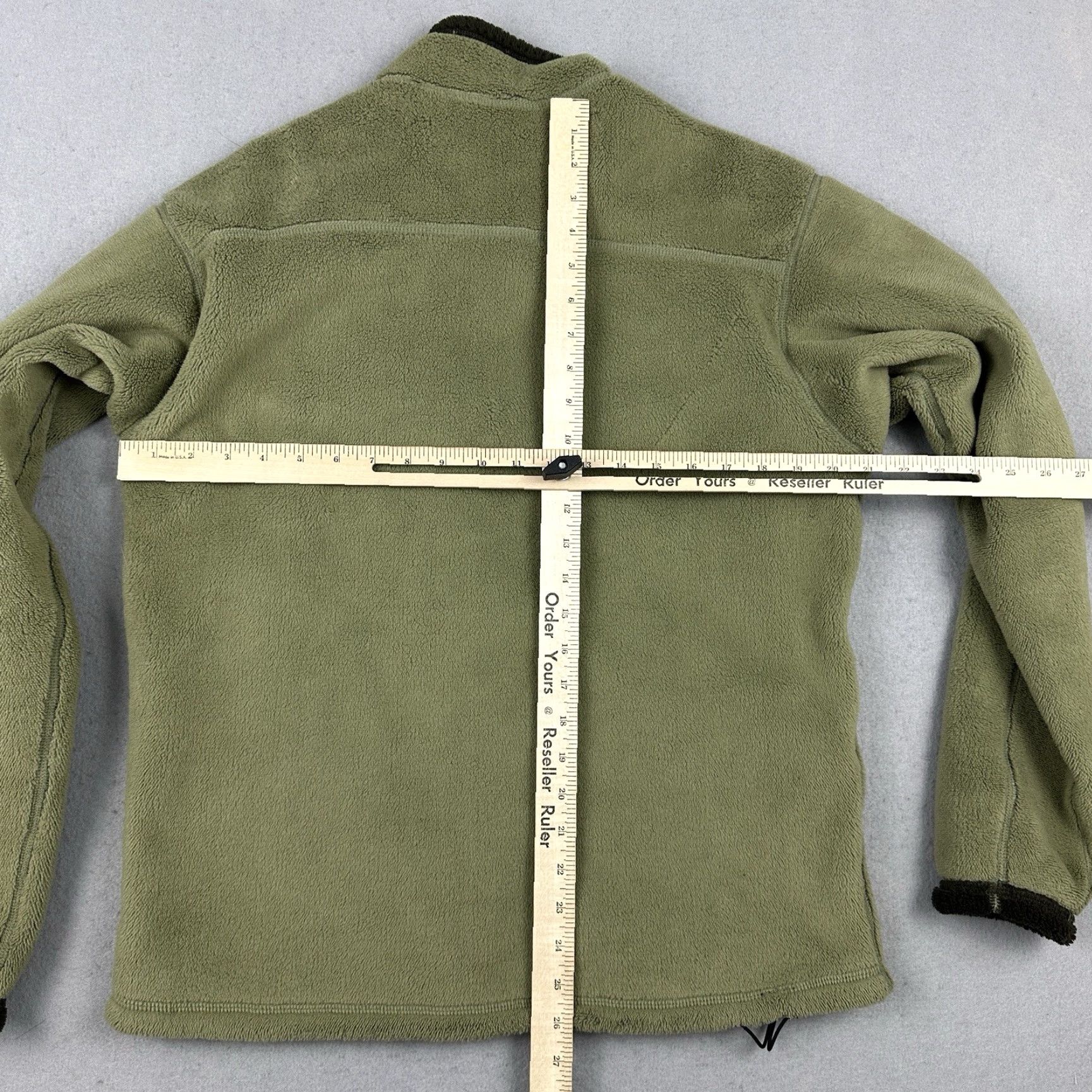 Patagonia Patagonia Jacket Men Large Green Regulator Fleece Windbreaker Zip Pockets Logo USA Vintage 90s Outdoor Hiking OPS Size US L / EU 52-54 / 3 - 5 Thumbnail