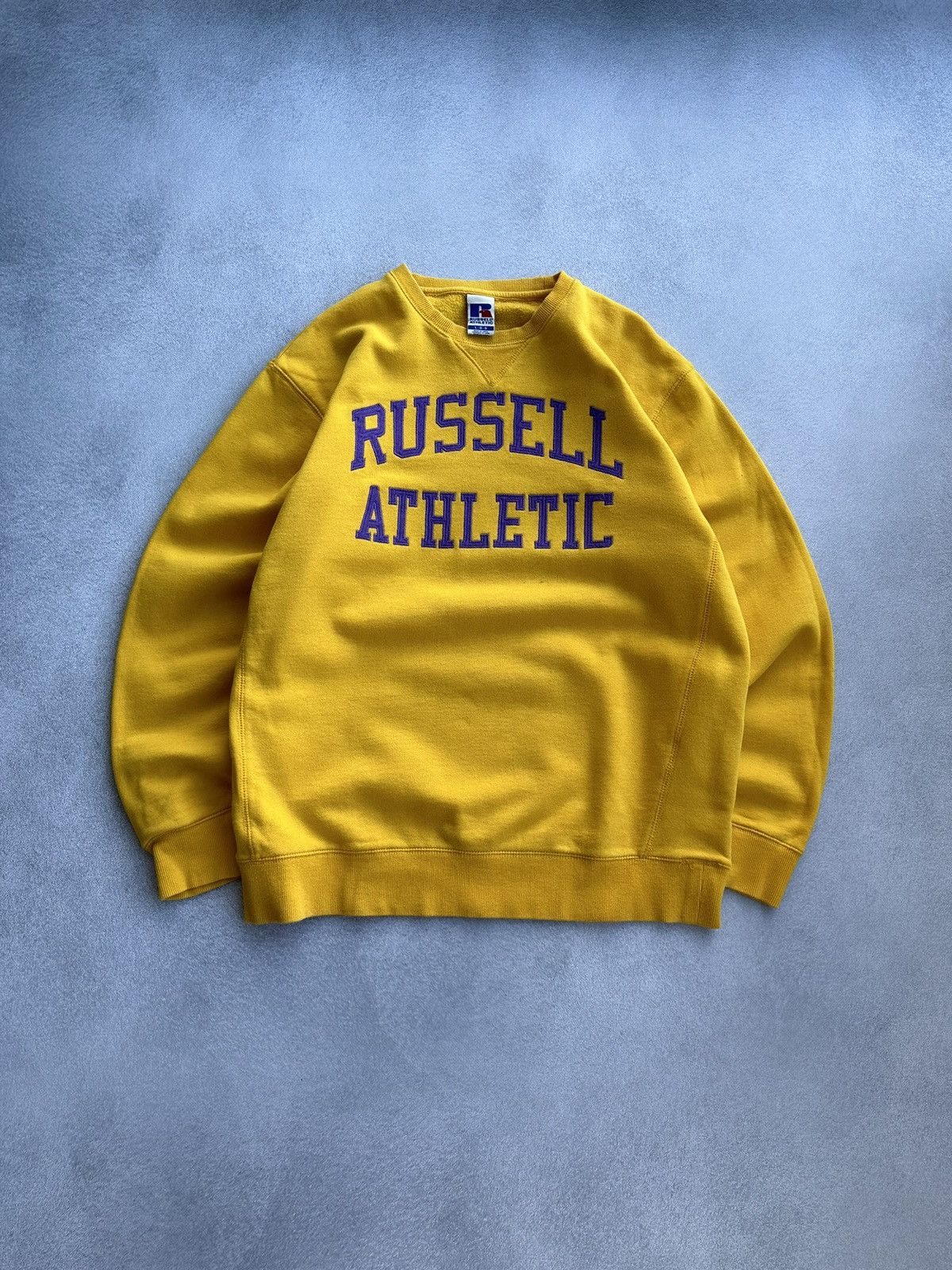 Russell Athletic × Vintage Vintage Russell Athletic Yellow Boxy Sweatshirt Size US L / EU 52-54 / 3 - 2 Thumbnail