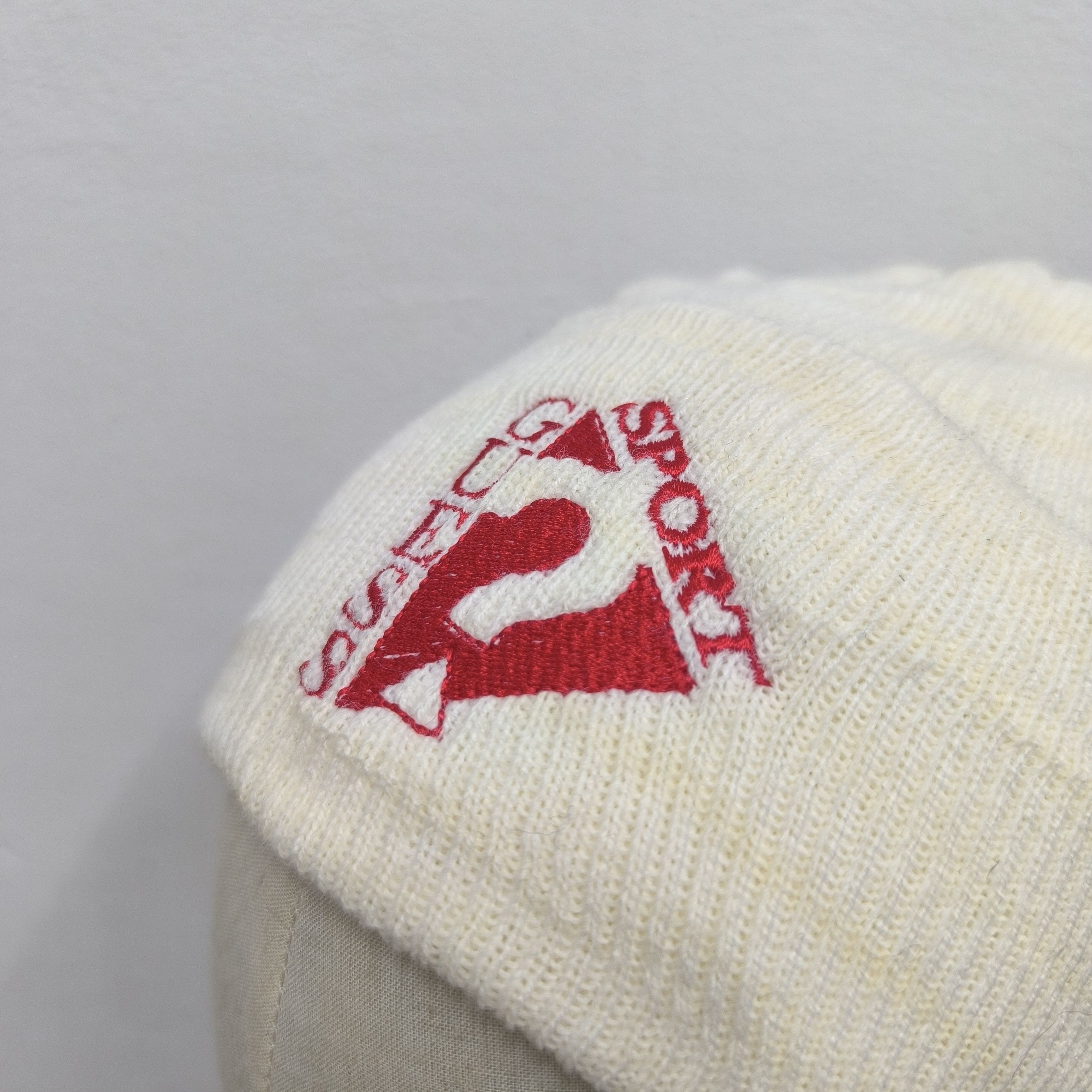 Guess 🏐 Vintage guess sport big logo beanie hat Size ONE SIZE - 3 Thumbnail