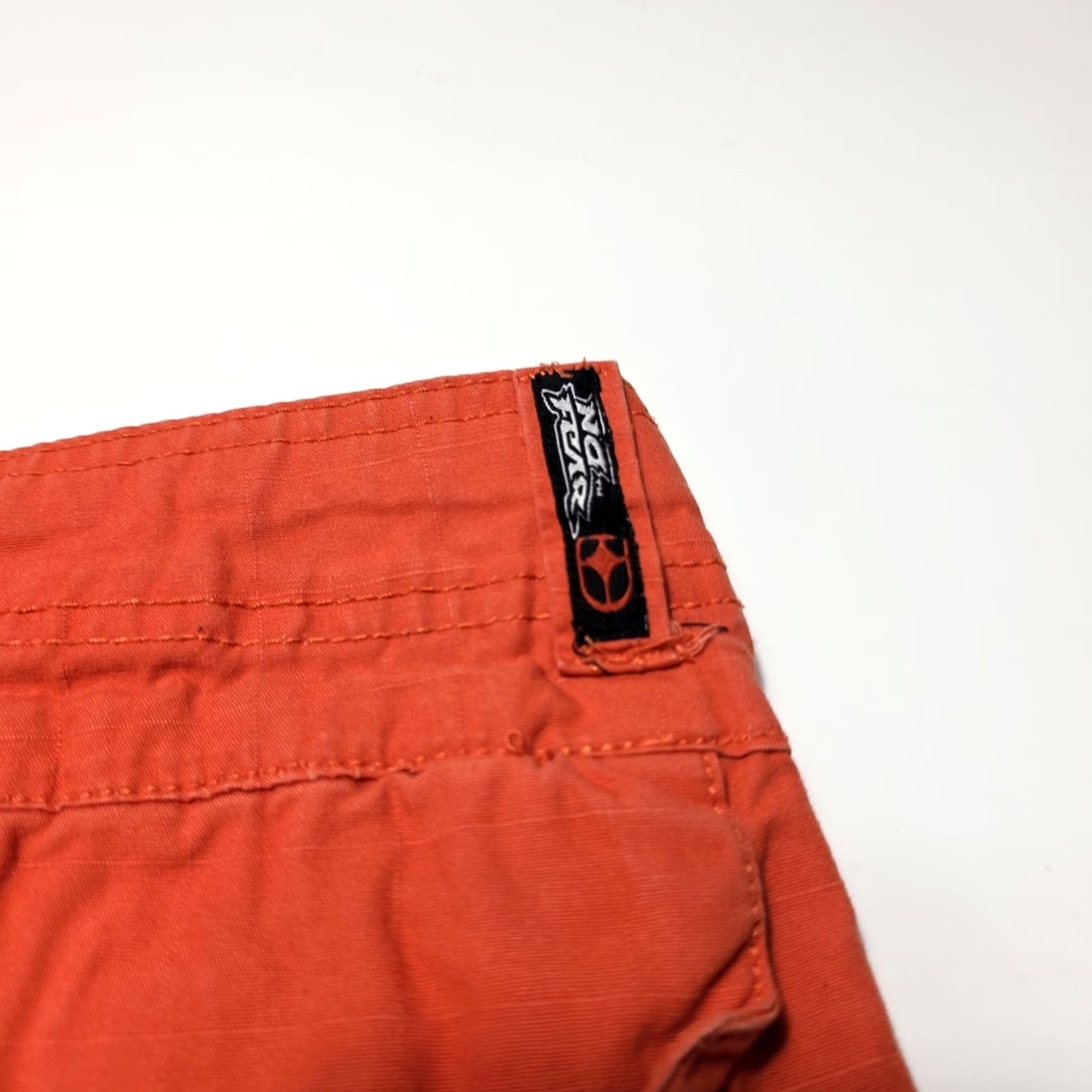 No Fear VINTAGE No Fear Cargo Shorts Casual Surf Swim Orange Pockets Mens Size 30 Size US 30 / EU 46 - 4 Thumbnail
