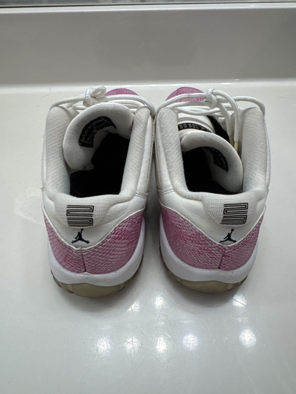 Nike Air Jordan 11s Pink Snakeskin Size US 5 / IT 35 - 6 Thumbnail